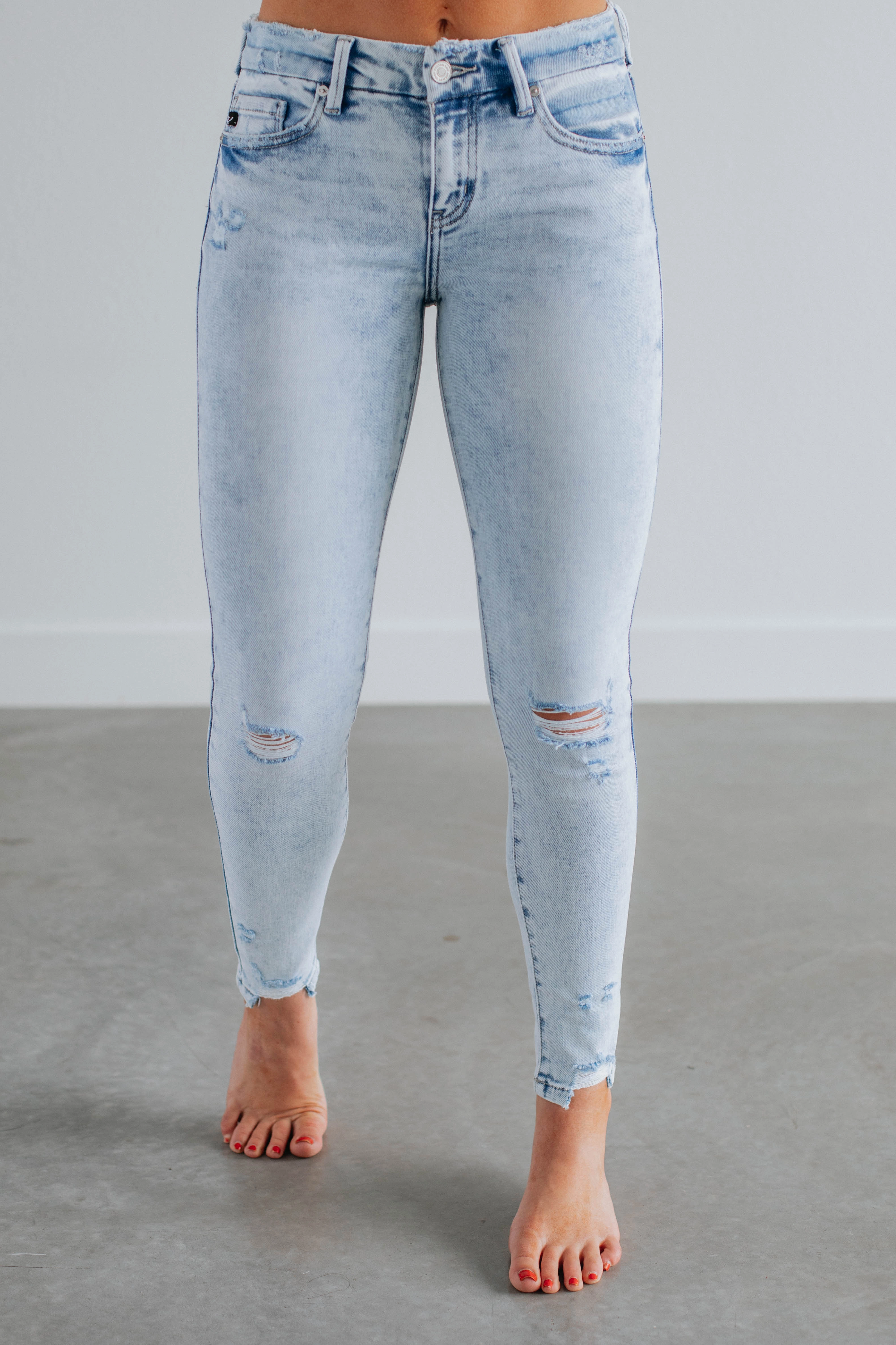 Maela KanCan Jeans - Light Wash Functional Style Contemporary Waist