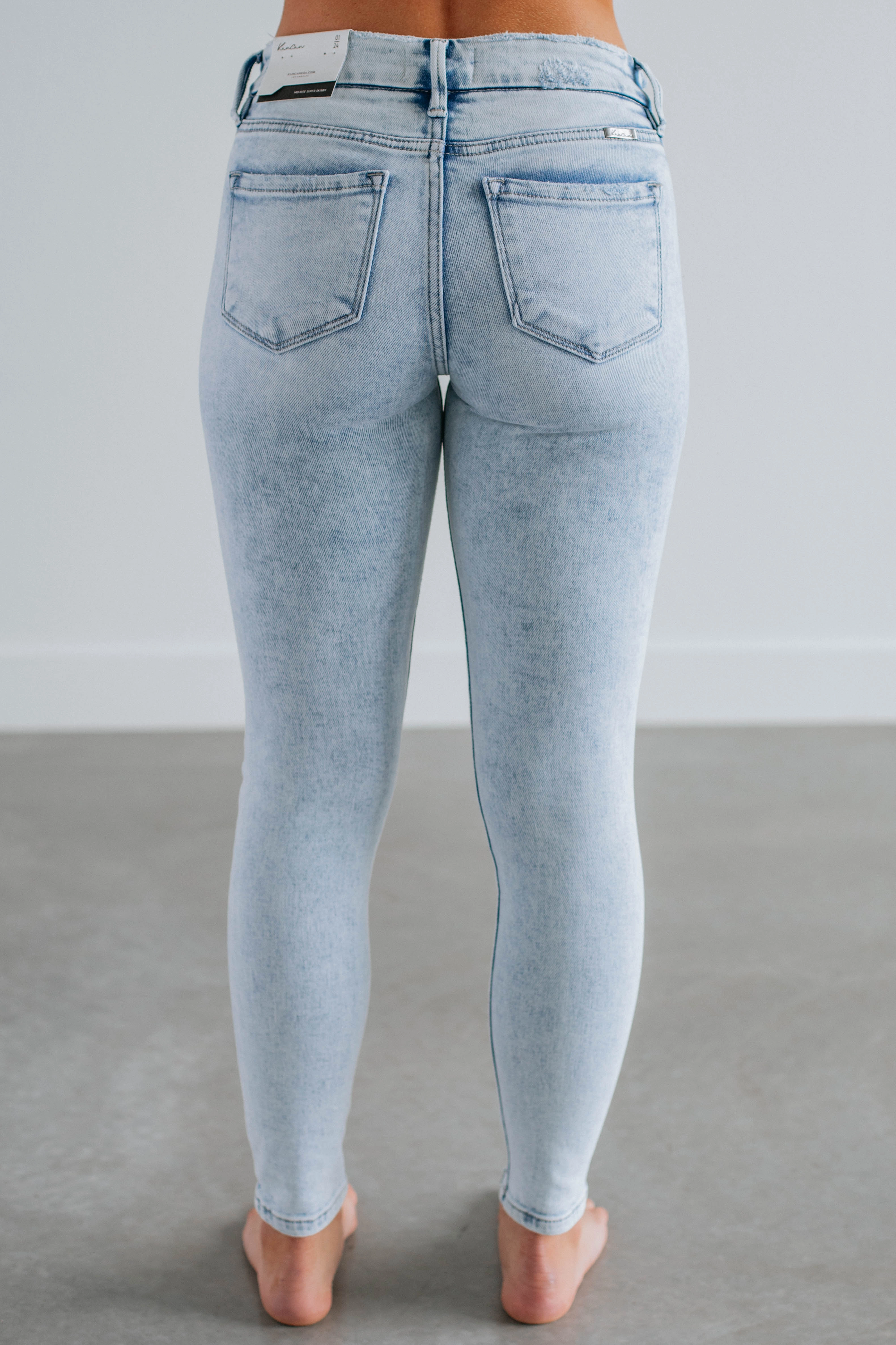 Maela KanCan Jeans - Light Wash Shopping Day Adult Fashion Athlete Fit