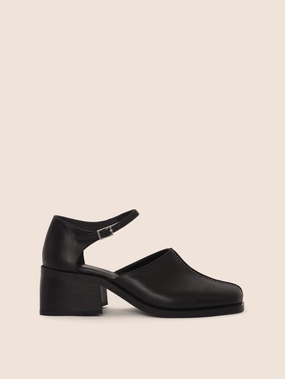 Sleek Profile Open Toe Design Mafra Black Heel