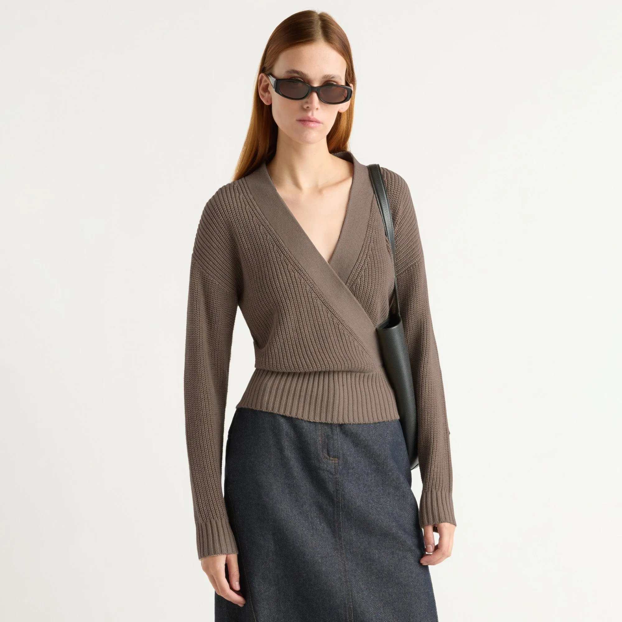 Sleek Fit Maren Cropped V-Neck Sweater