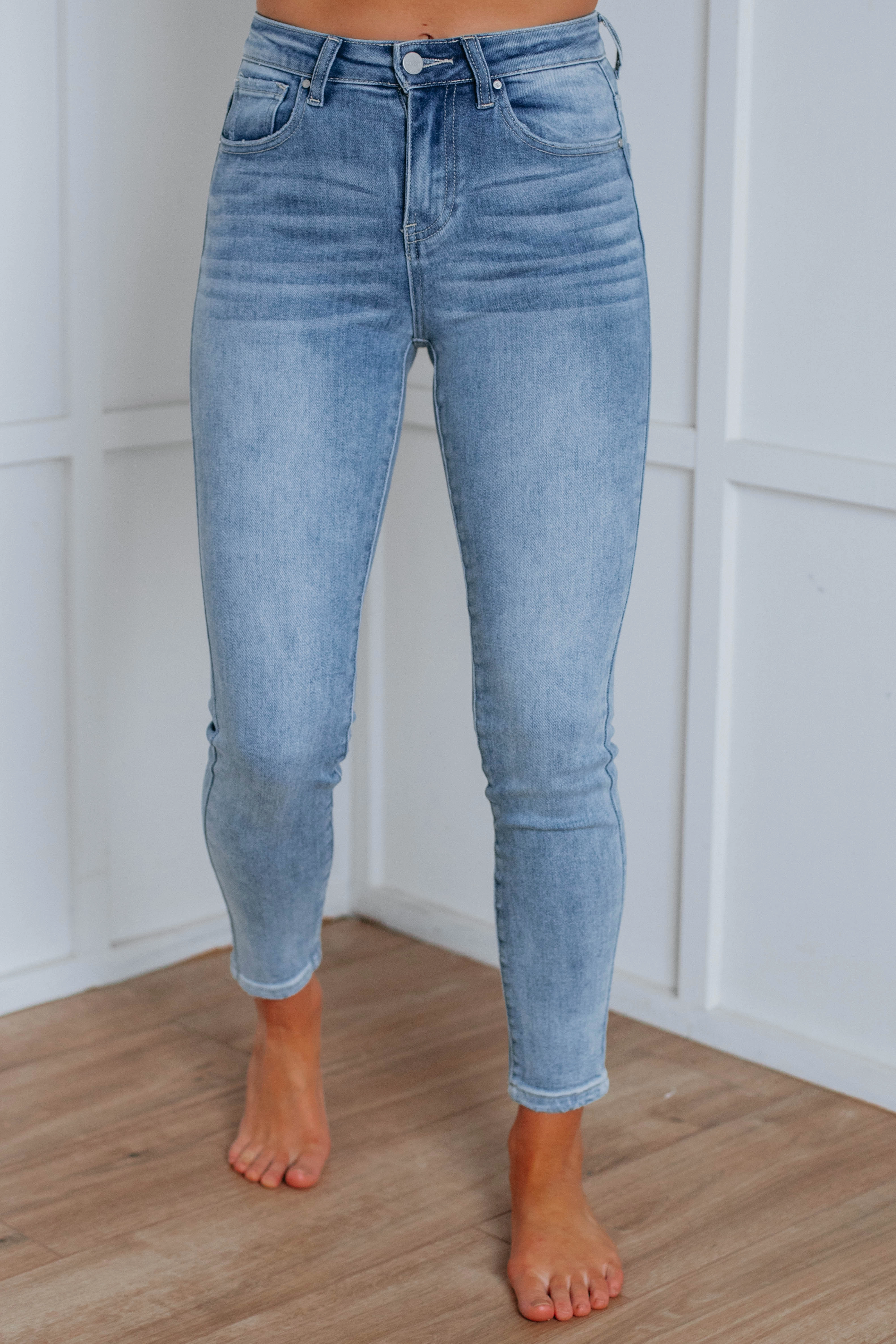 Maris Risen Jeans Chic Design Style