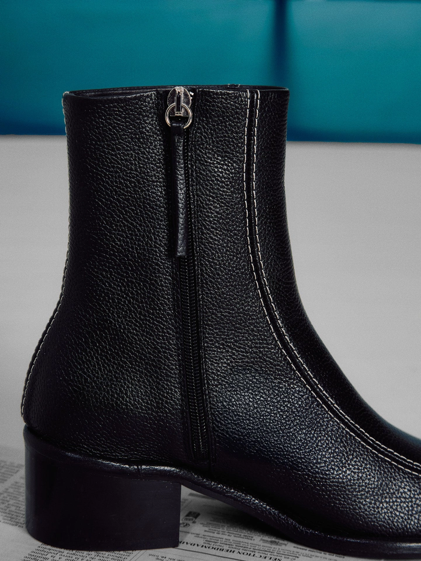 Sevilla Onyx Boot Sturdy Frame