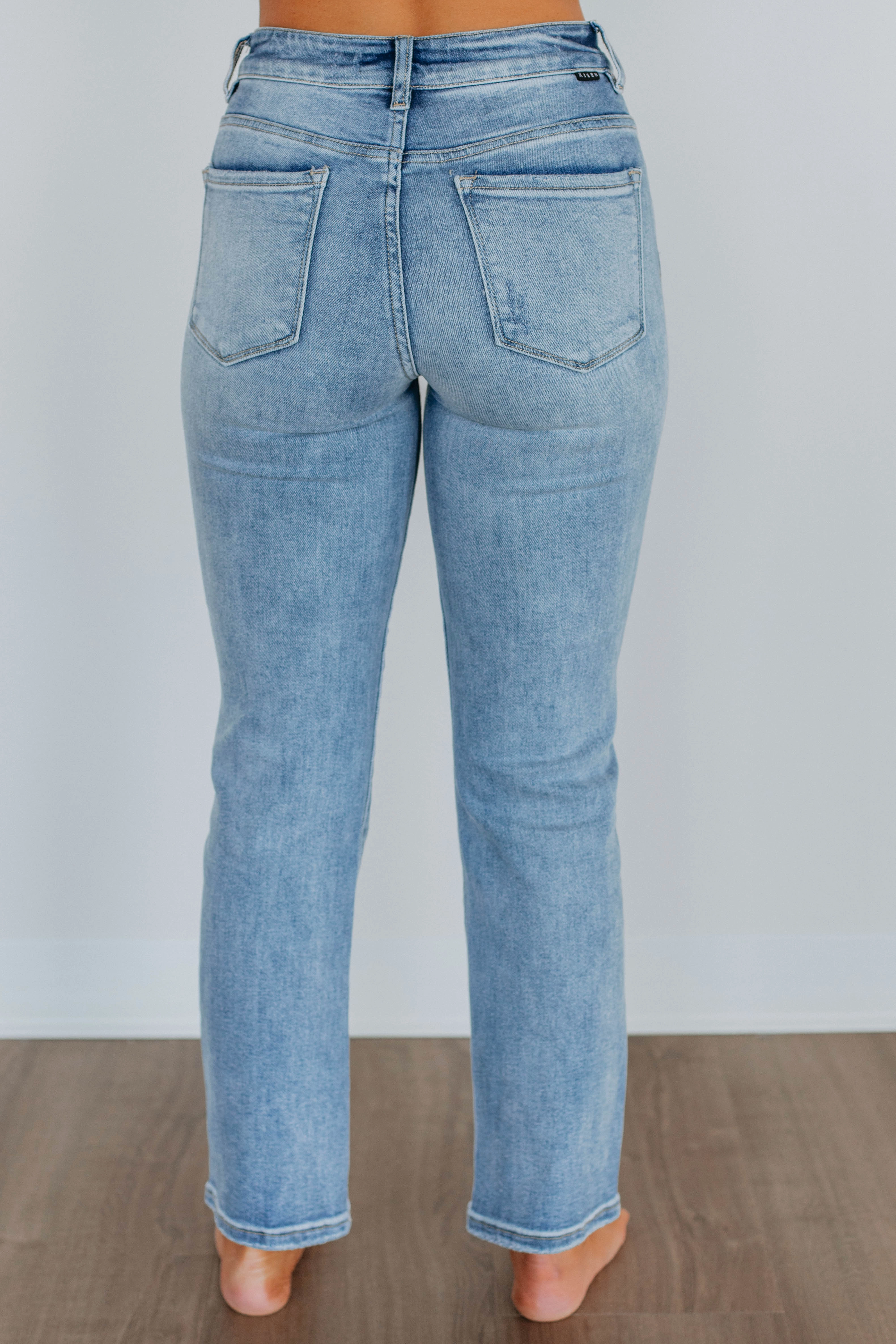 Relaxed Style Neutral Millie Risen Jeans - Medium Wash