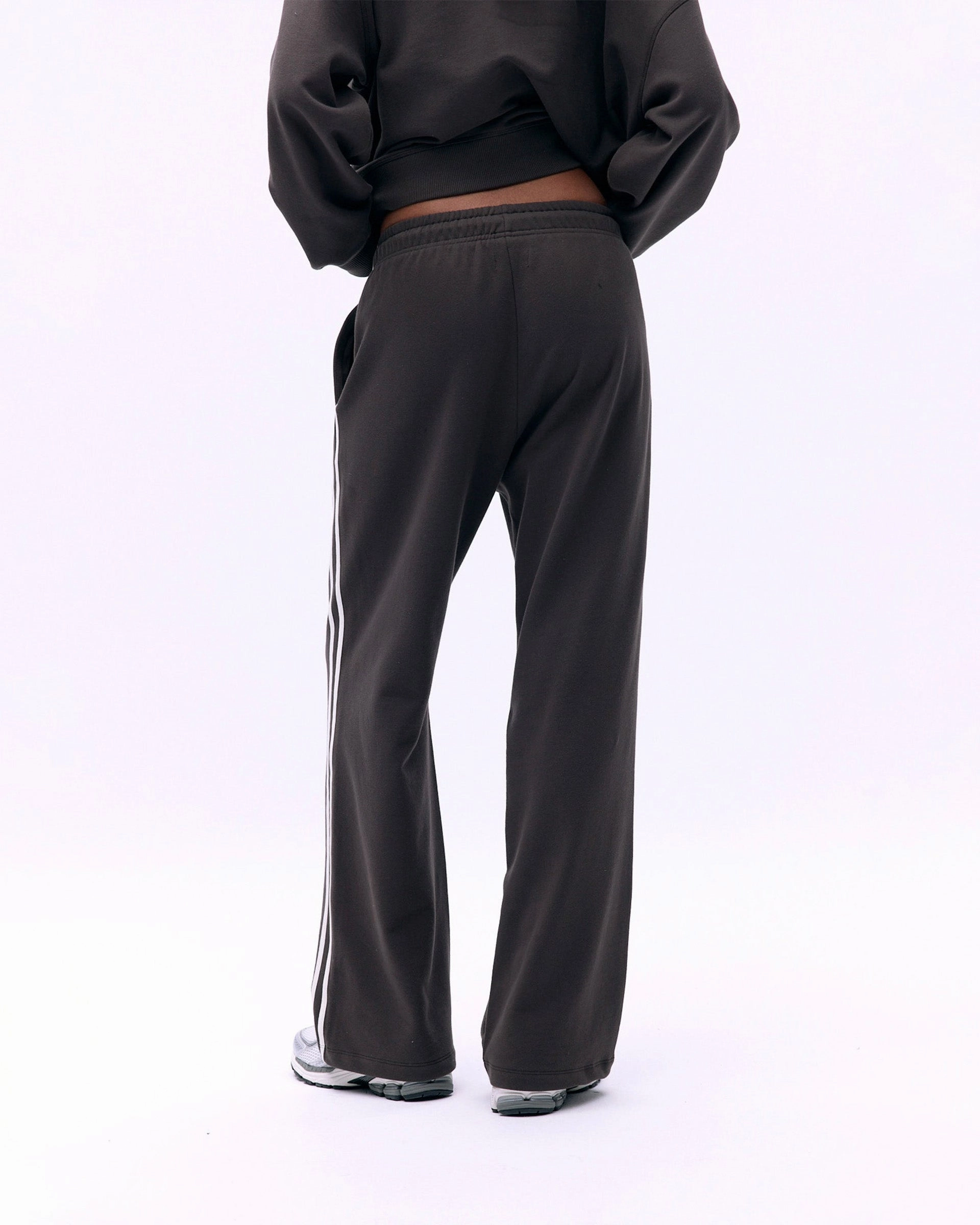 Varsity Loose Fit Sweatpants - Coffee Bean/Marshmallow White Perfect Fit Wear