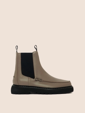 Lagoa Taupe Unlined Boot Modern Cut Slip Resistant Daily Walks