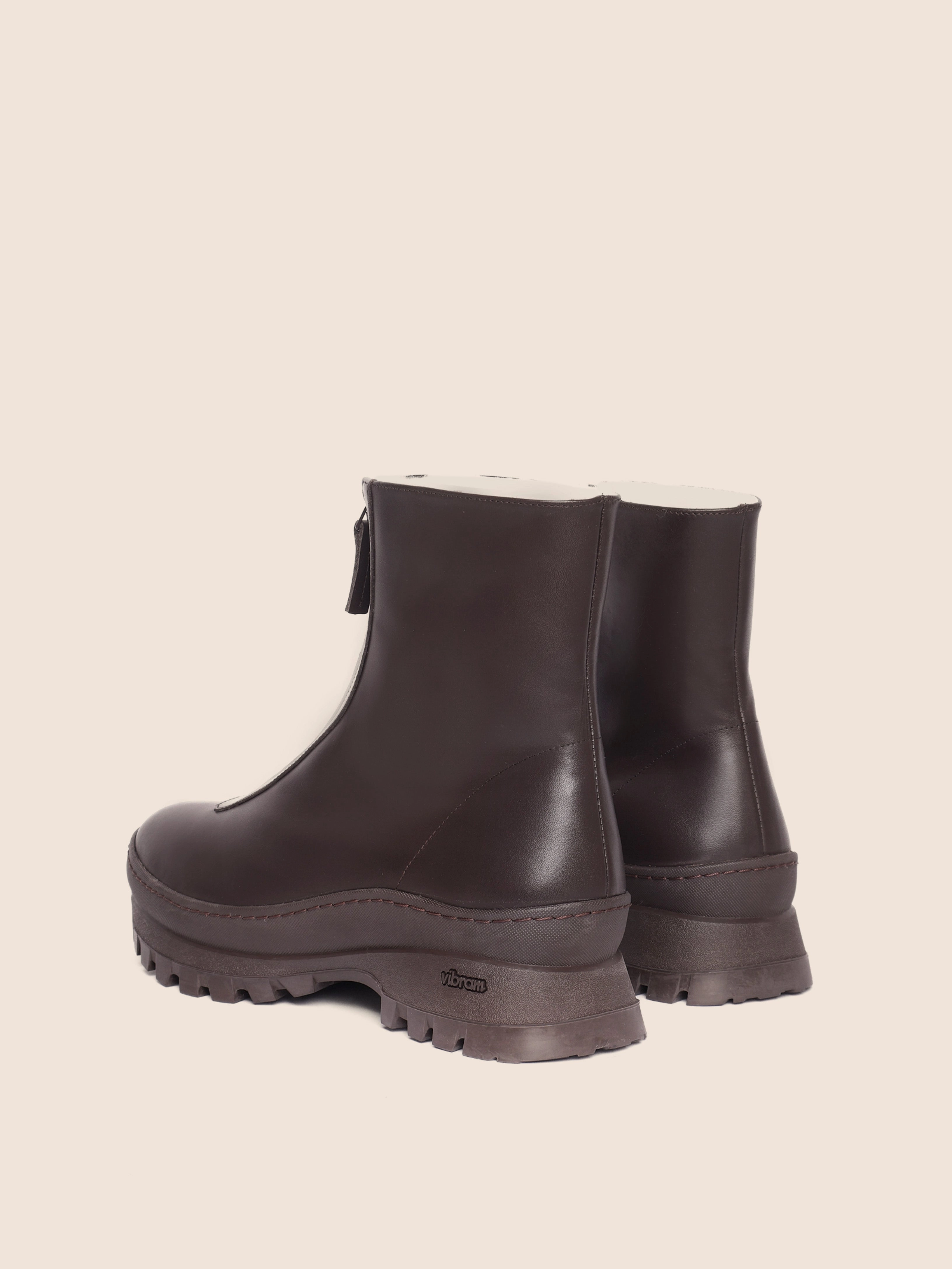 Estrella Brown Lined Boot Reinforced Form Windy Weather Comfort Wrap