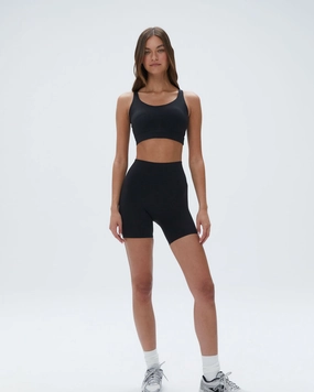 Easy Layer Fit Ultimate Crop Shorts - Black