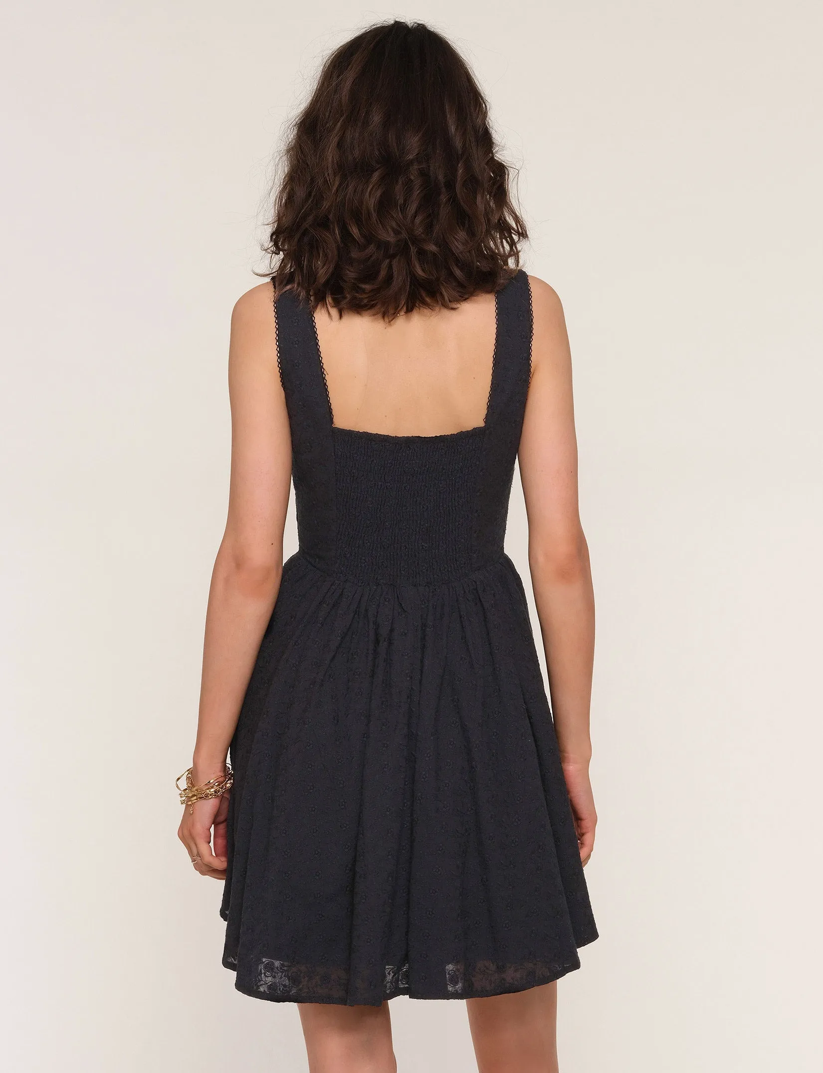 Nathalie Dress Bold Cut Seasonal Style