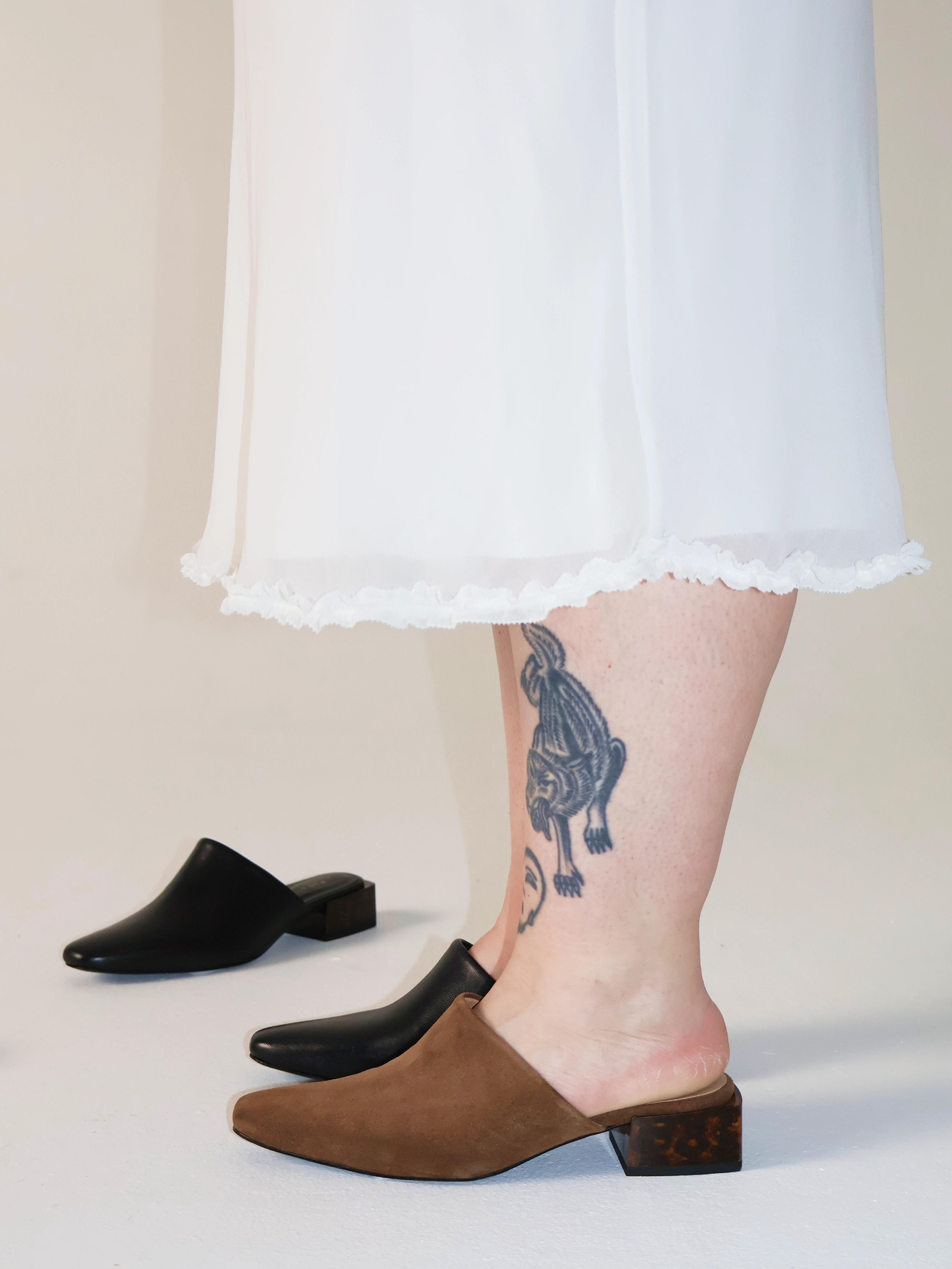 Travel Glam Designer Appeal Navio Tan Suede Mule