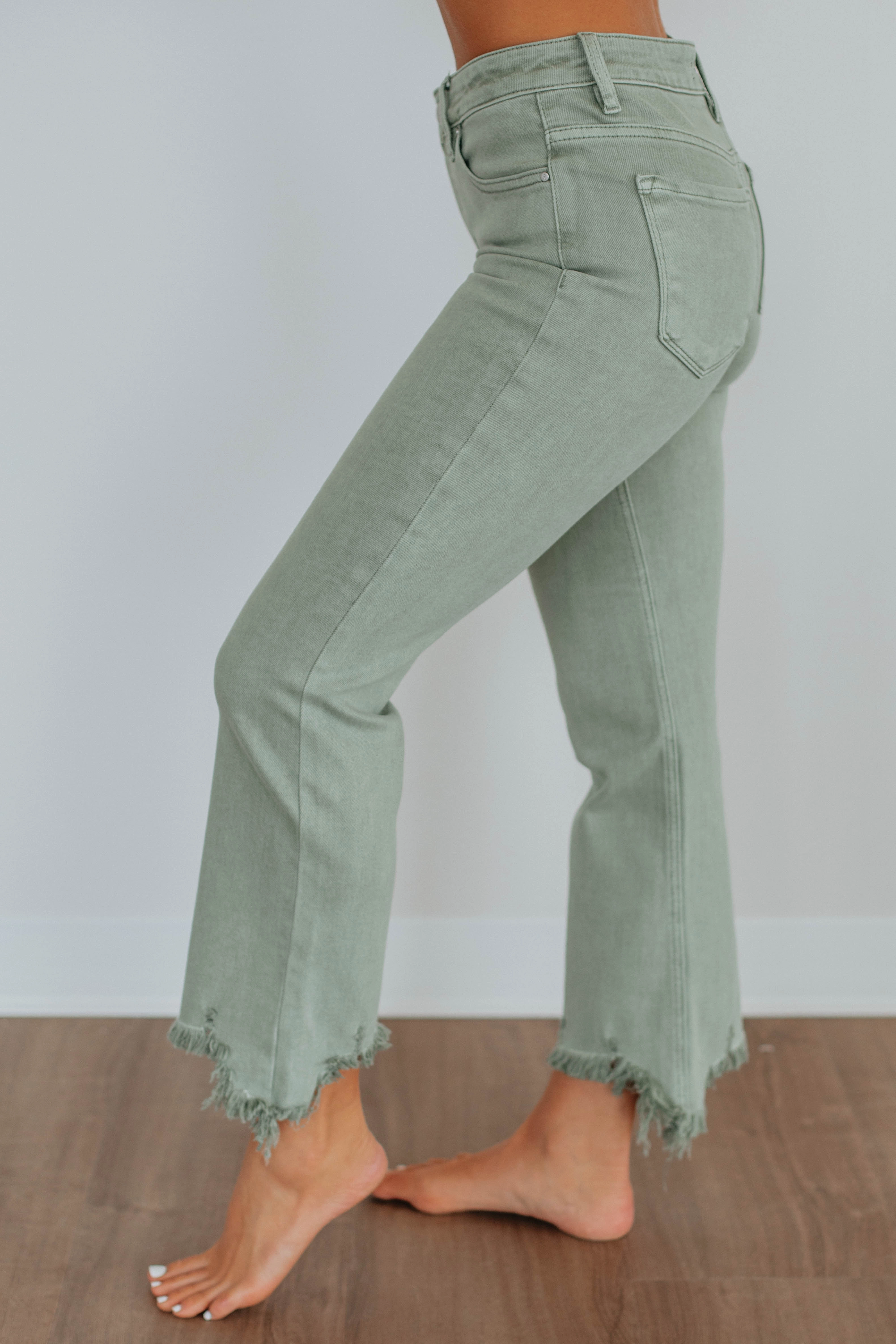 Leisure Ready Minimalist Pocket Layout Neona Risen Jeans - Olive