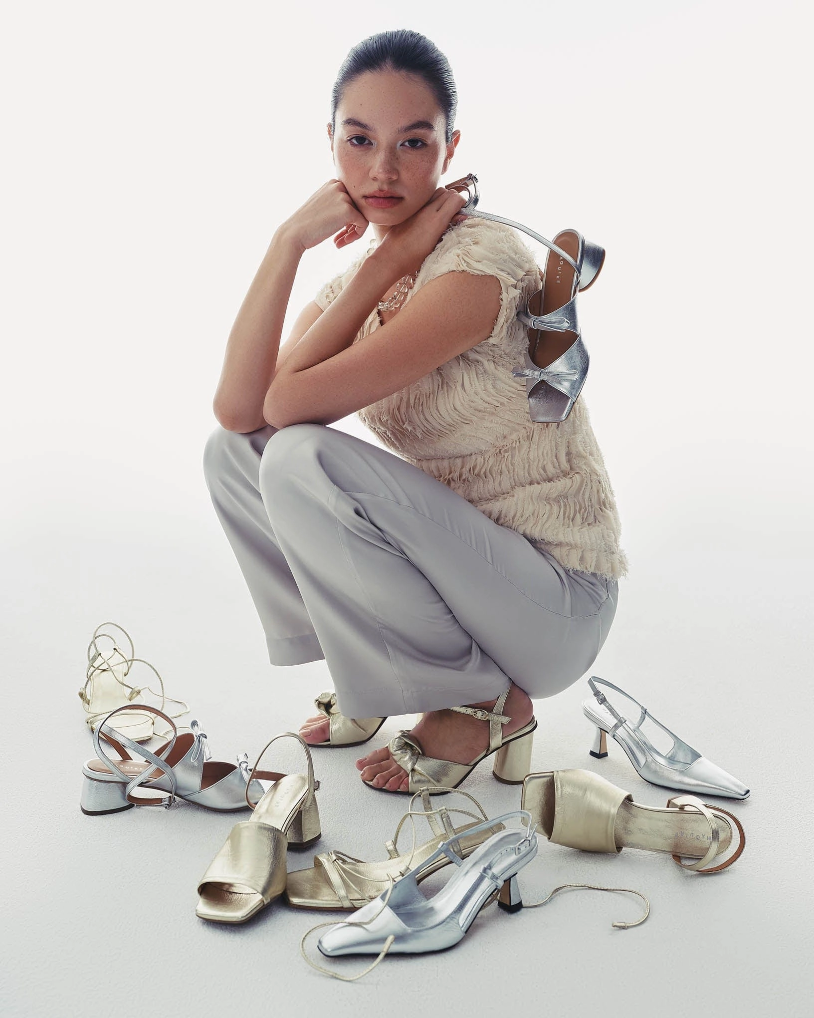 Noto Gold Heel Work Guard mom style