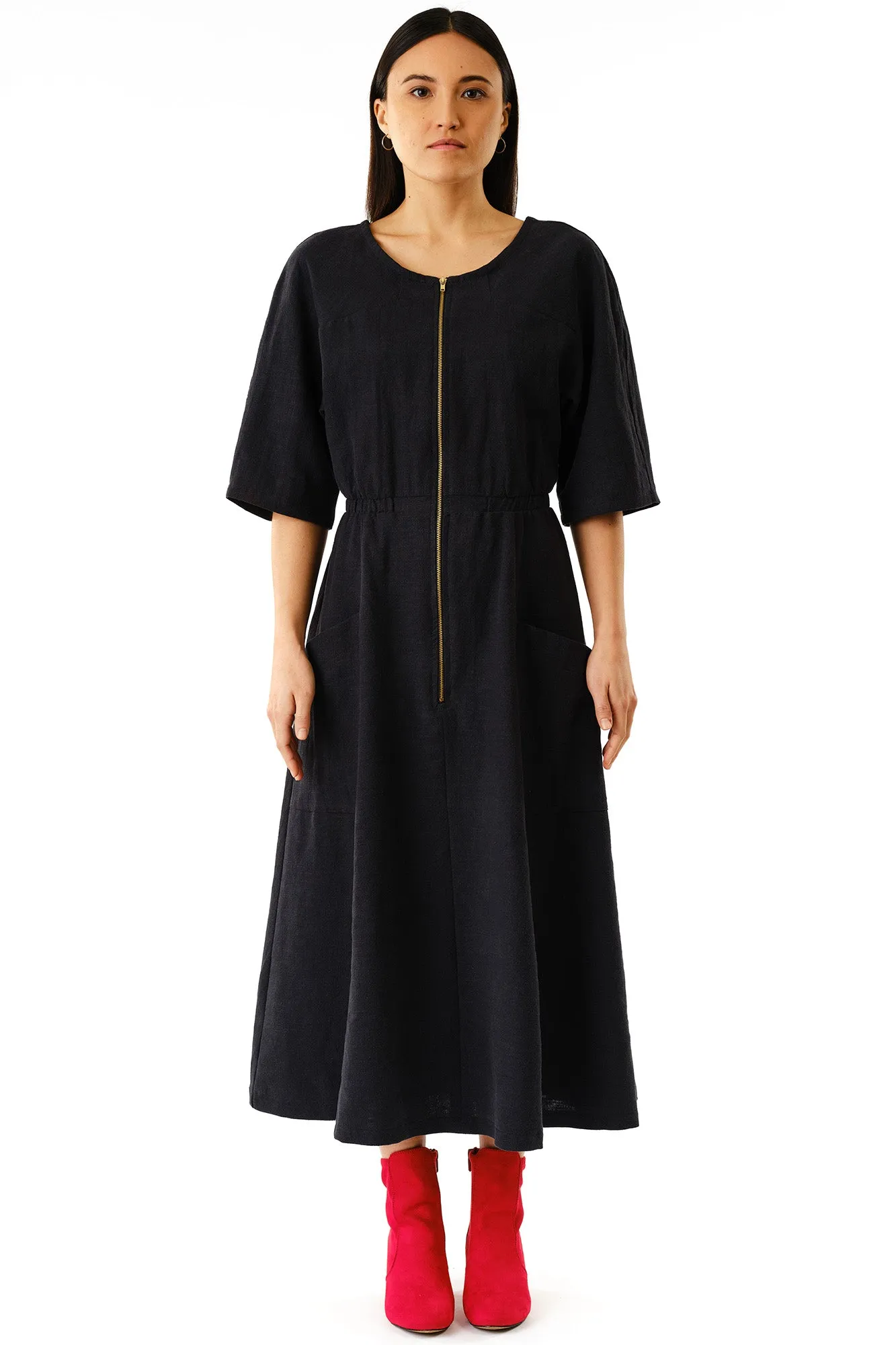 Omega Dress Flowing Fit