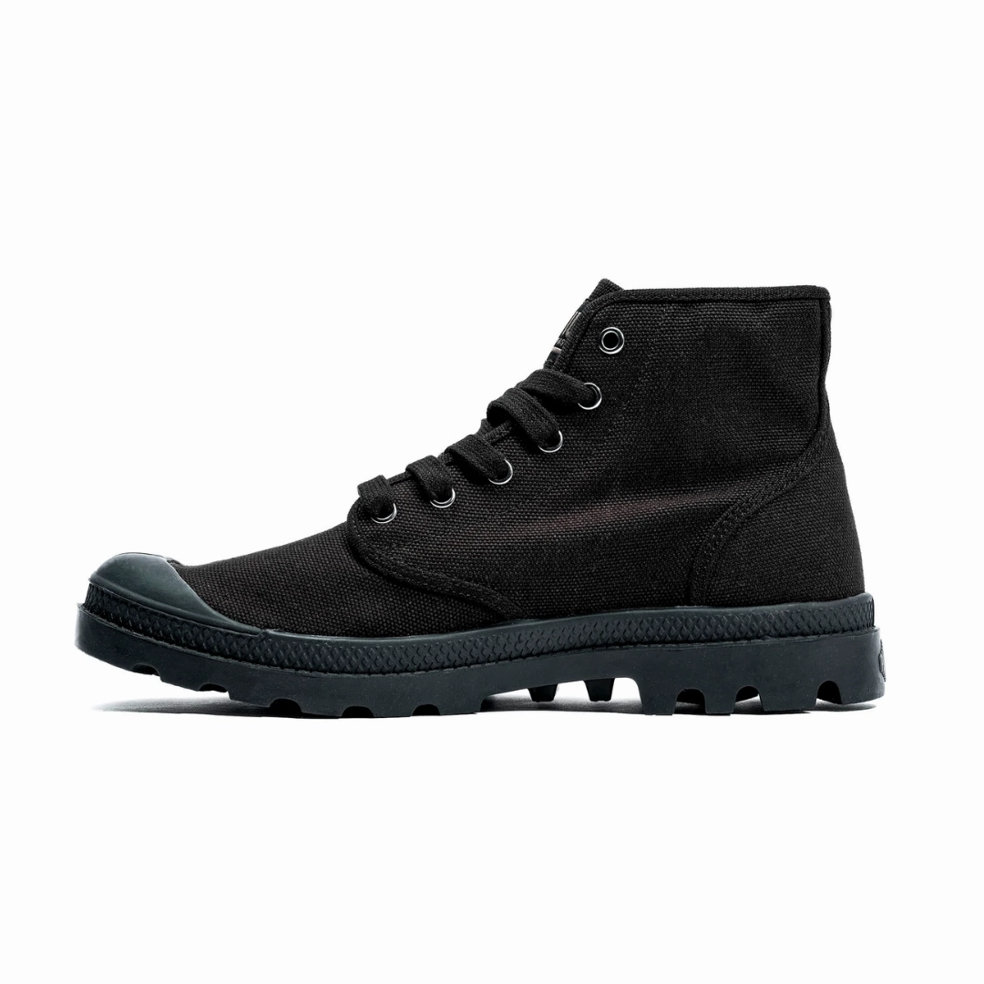 Pampa Hi Boot in Black from Palladium Low Profile Winter Walker Construction Worker