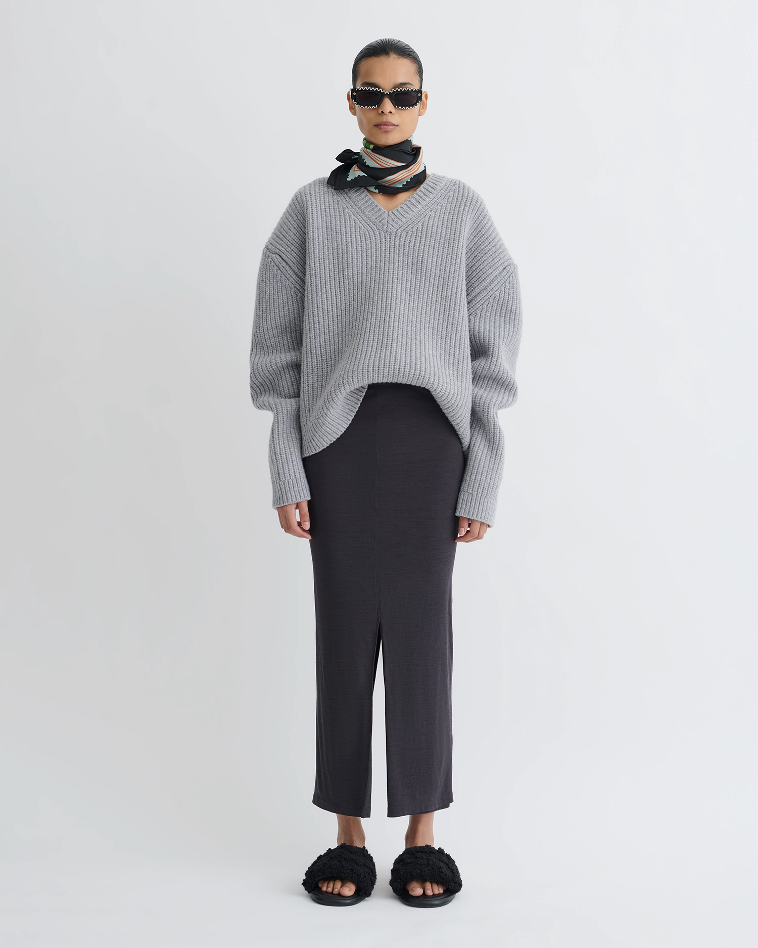 Refined Style Wardrobe Classic Rafa - Wool Jersey Midi Skirt - Grey