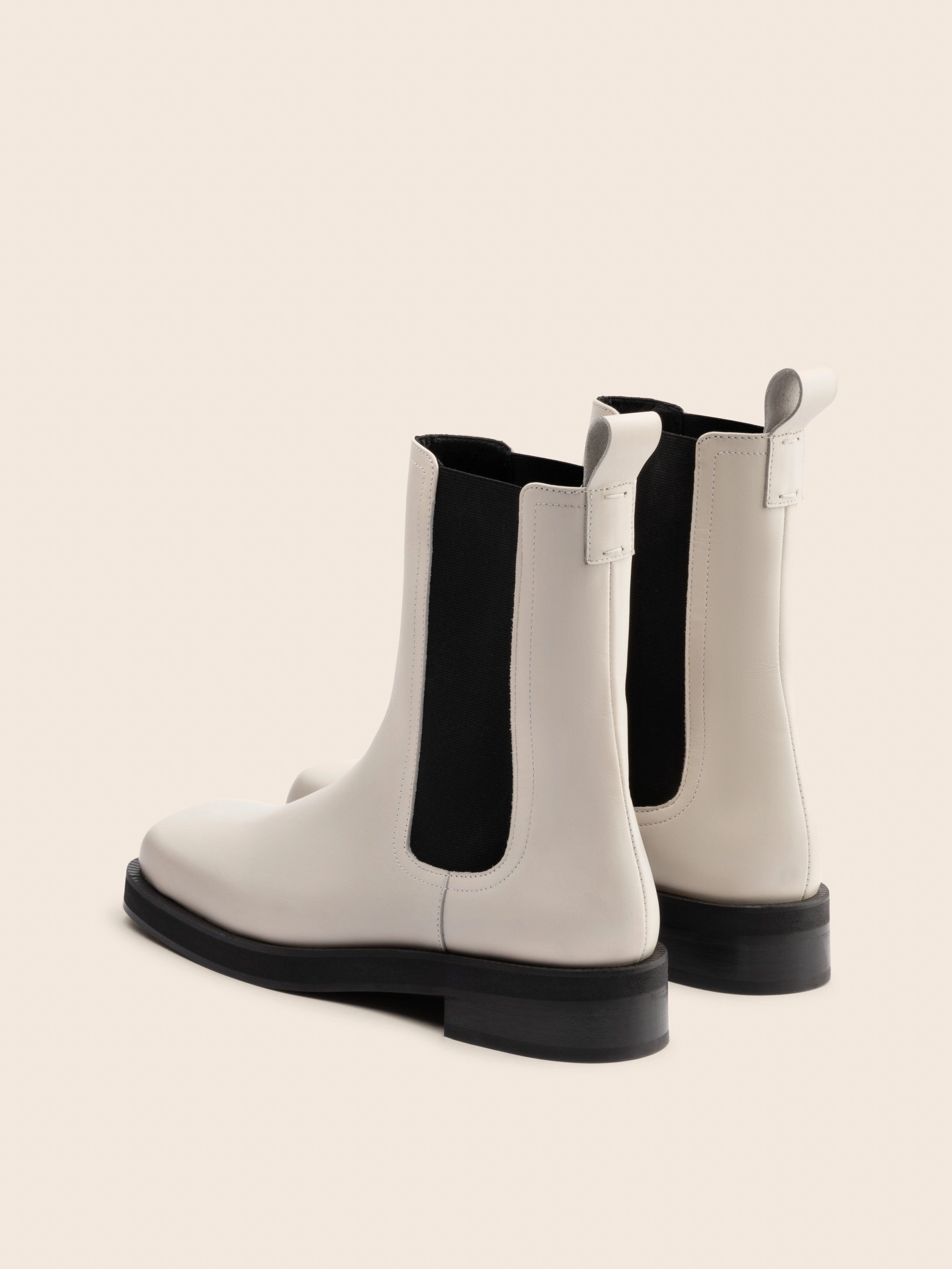 Mora Cream Boot Comfortable Arch Stable Support Weather Resistant User