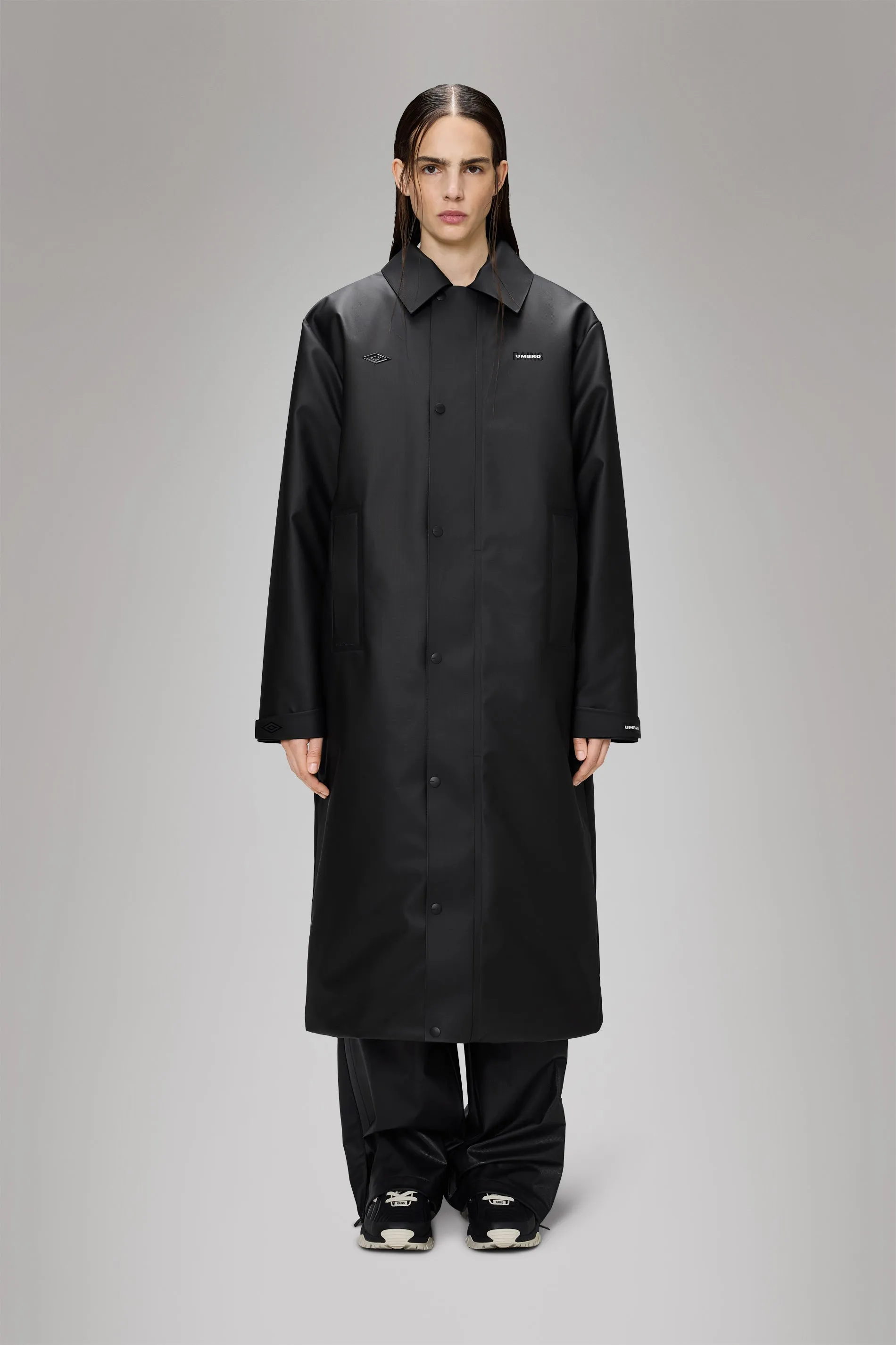 FlexibleFit Mid Length Cut Rains x Umbro Manager Coat