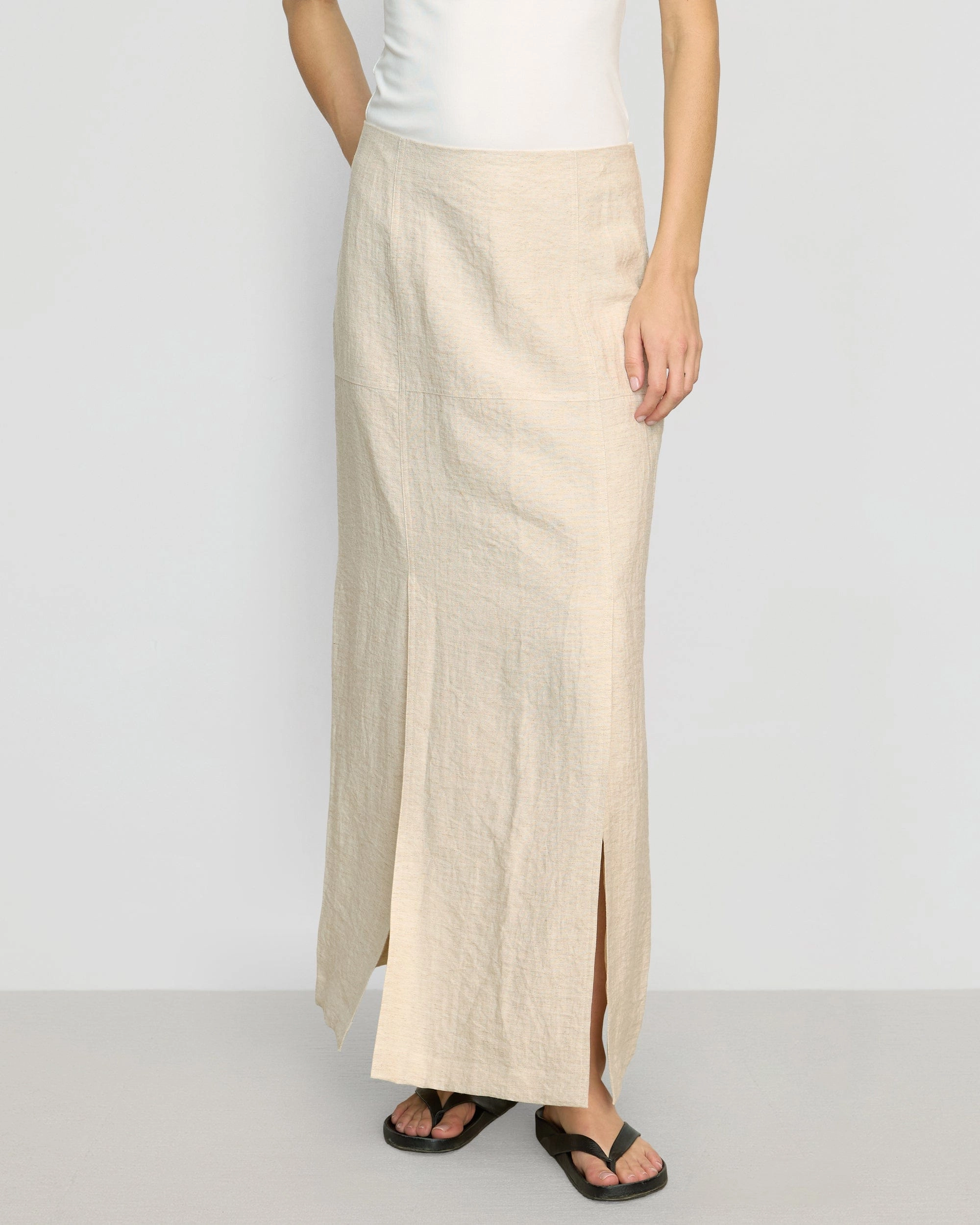 Satin feel Hygienic Coating Ranni Front-Vent Linen-Blend Skirt