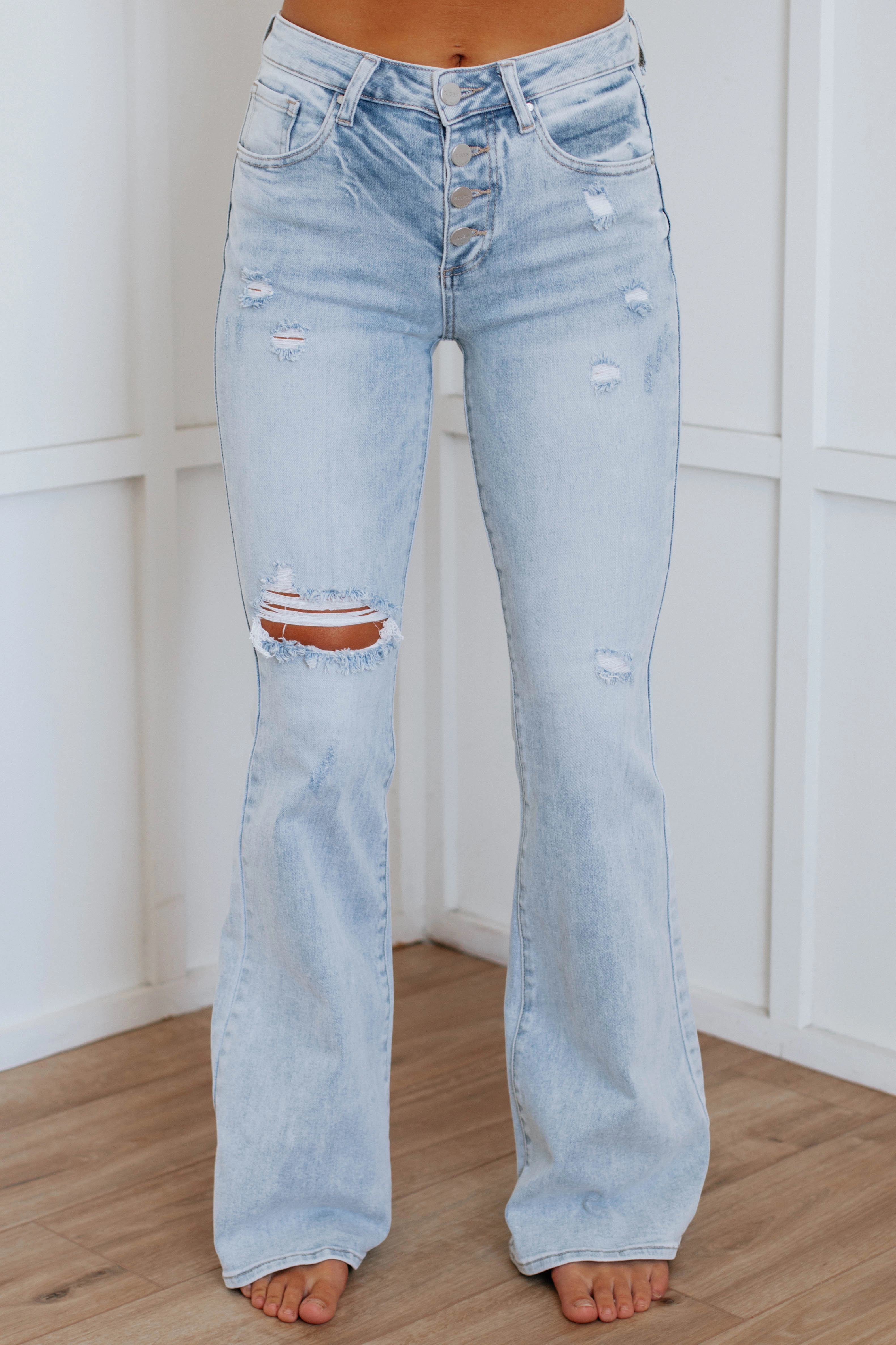 Rayna Risen Jeans - Light Wash Festival Outfit Professional Wear