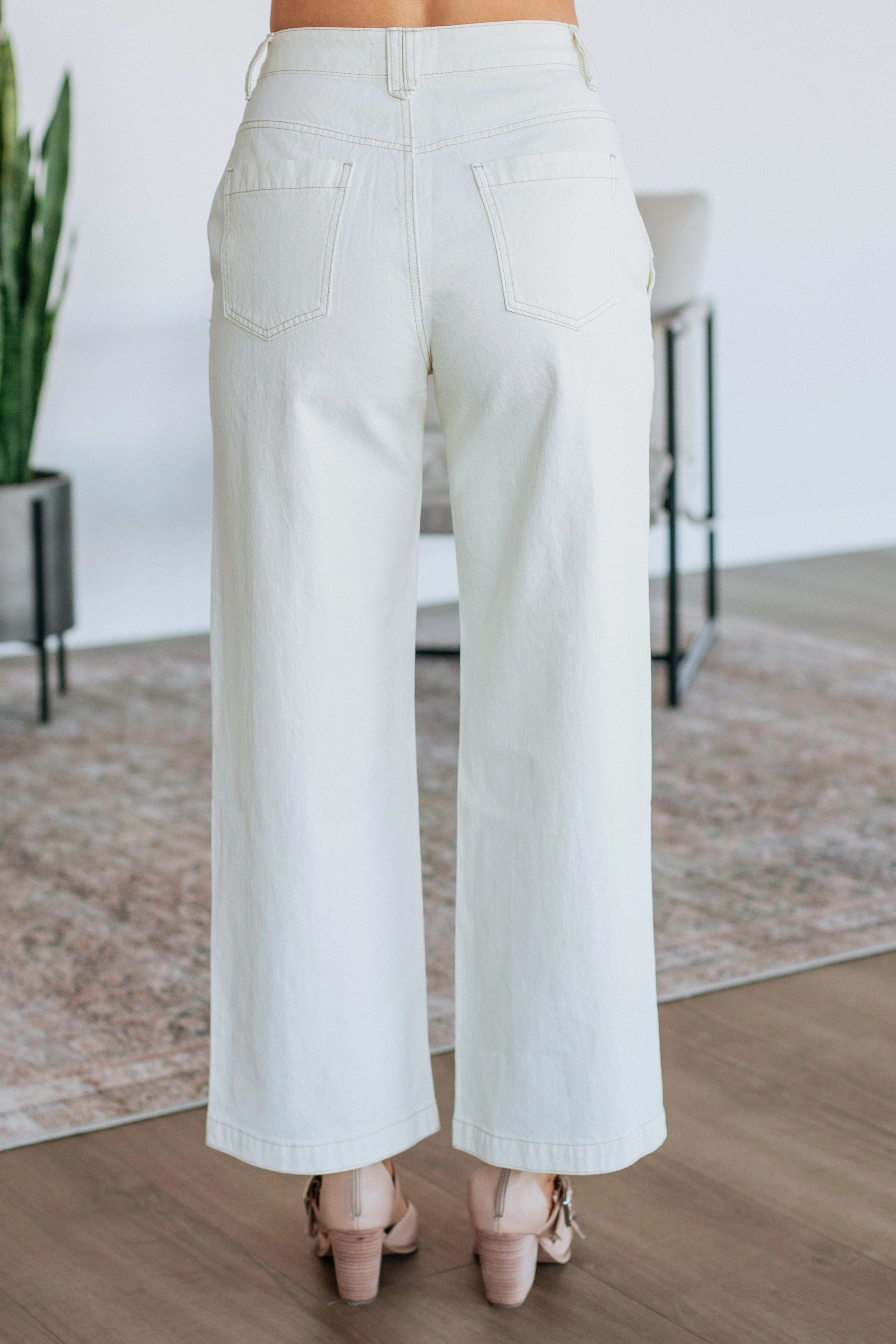 DurableReinforcedMaterial Sporty Fit Design Ready To Reconnect Pants