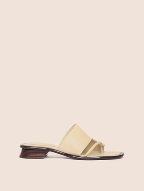 Quick Drying Seam Free Toe Box Mallorca Butter Sandal