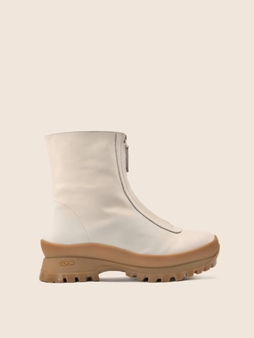 Stylish Appeal Simple Look Estrella Cream Lined Boot