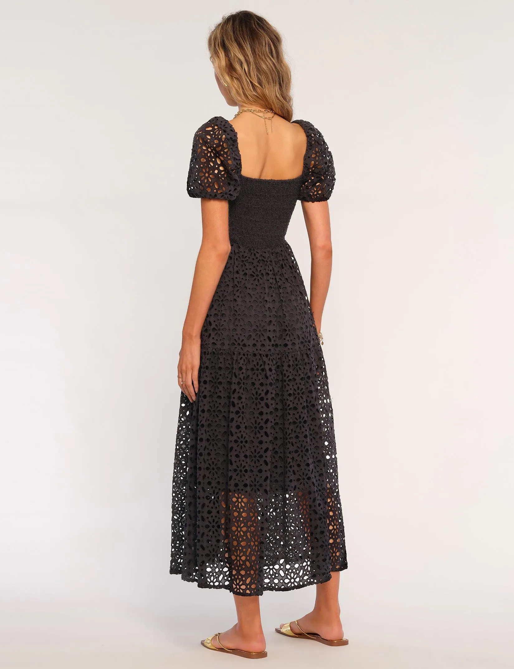 Sarella Dress Trend Movement