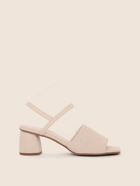 Oliva Cream Heel Timeless Comfort High-Quality Material