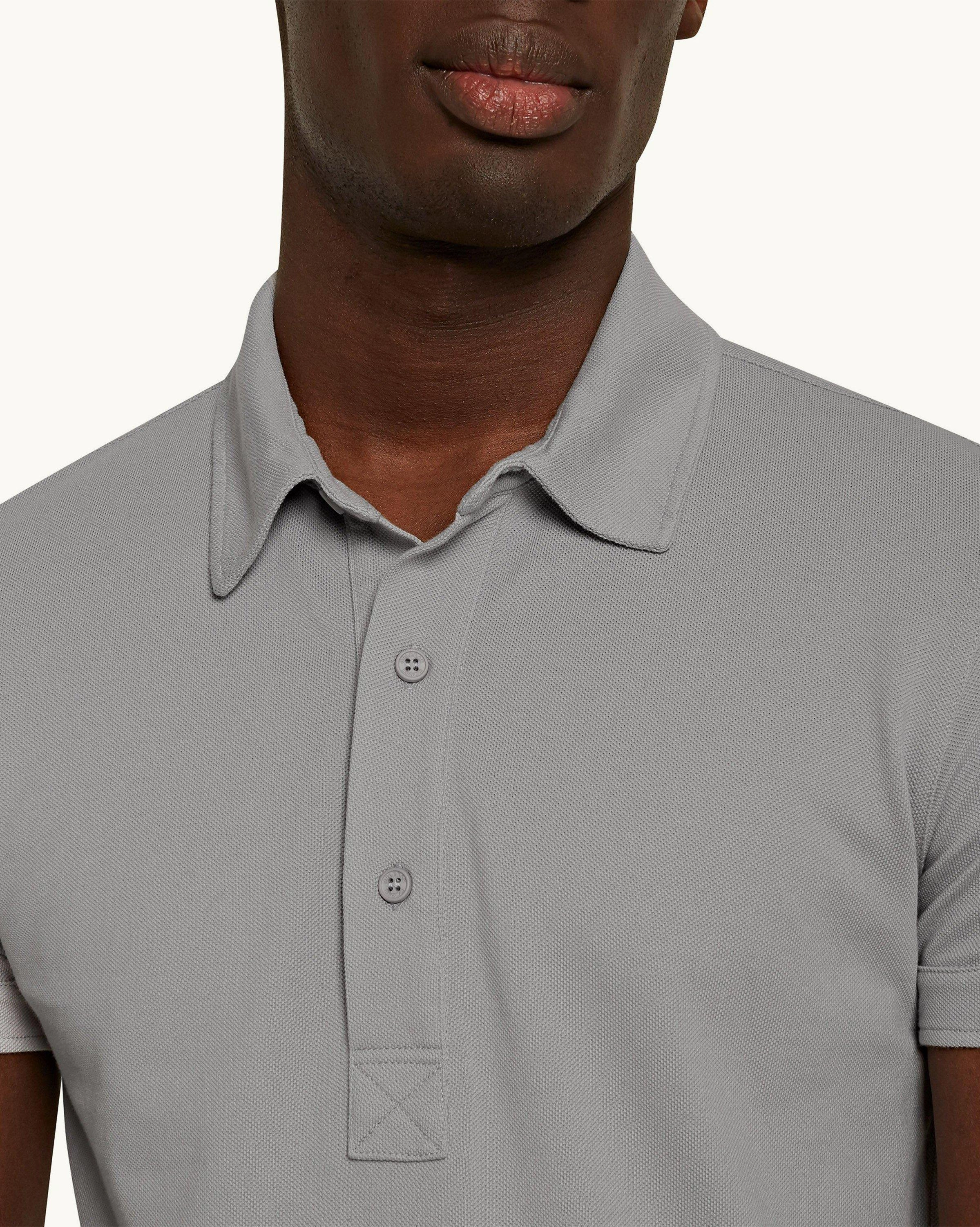 Tapered Armhole Design tailored look Sebastian