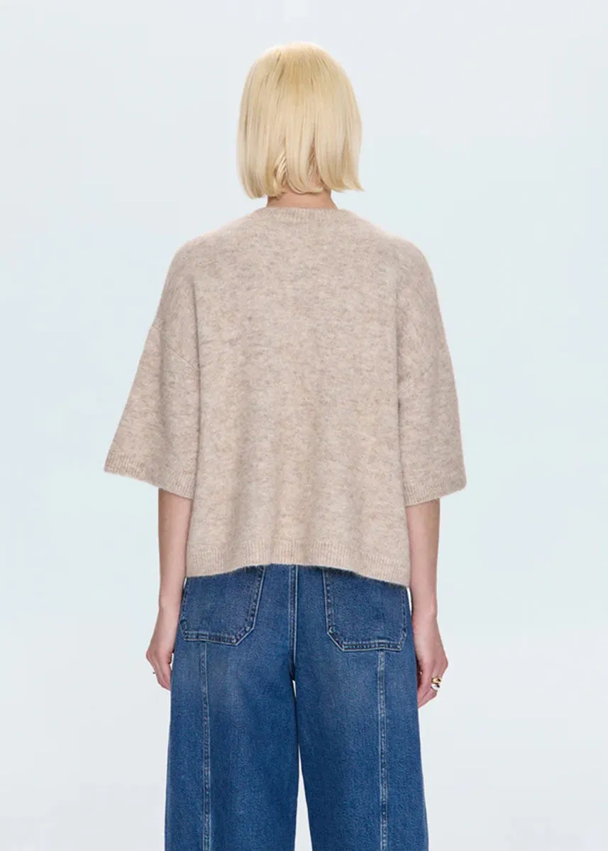 Thermal Locking Yarn Minimalist Wear Shiloh Short Sleeve Crewneck Sweater - Oatmeal