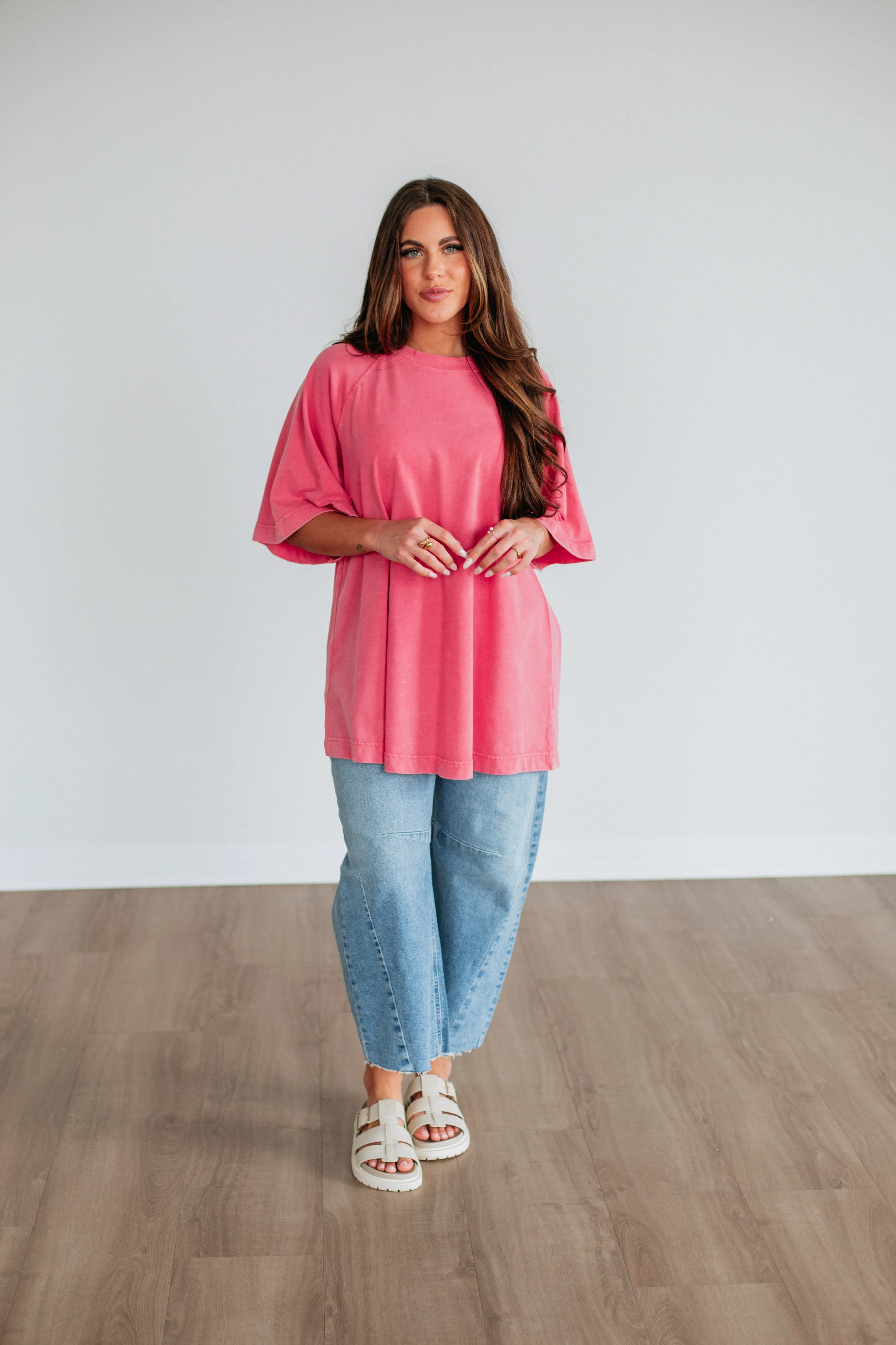 Skylen Oversized Tee - Strawberry Casual Design