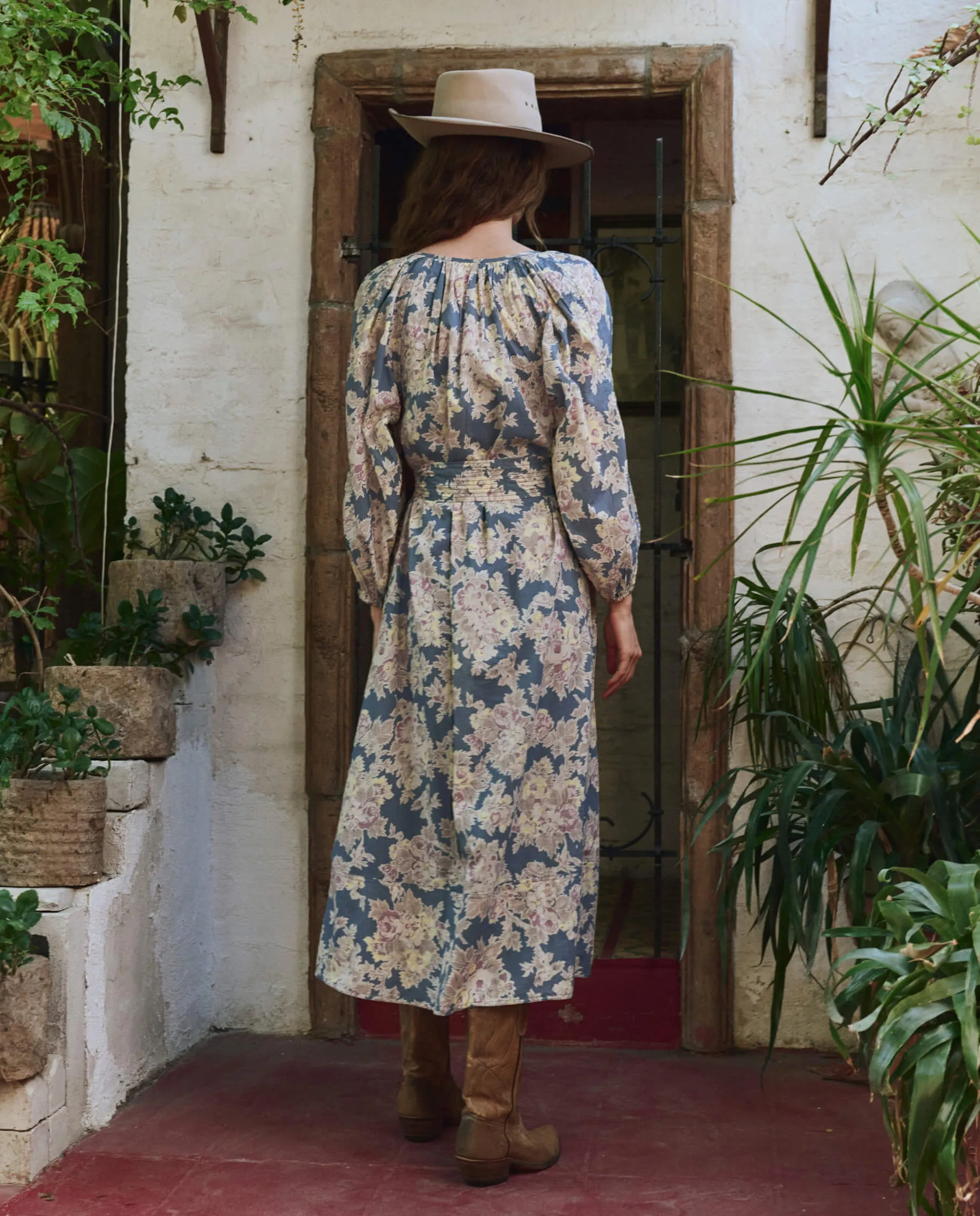 Breezy Fit The Pampas Dress. -- Indigo Floral