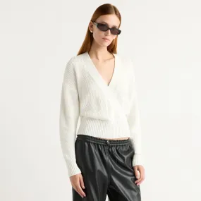 Tagless Labeling Cozy Vibe Maren Cropped V-Neck Sweater