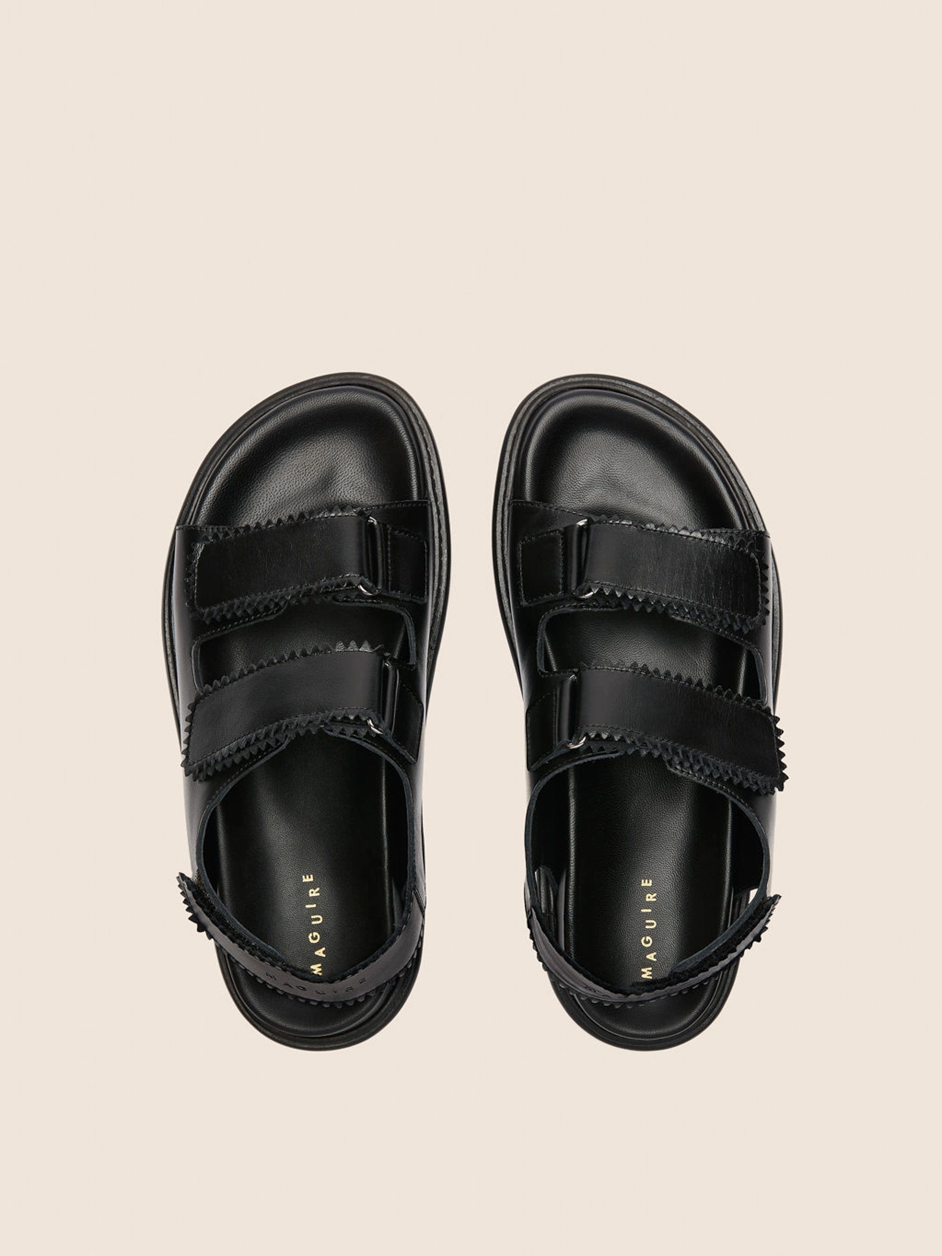 Tavira Black Sandal Relaxing Shoes
