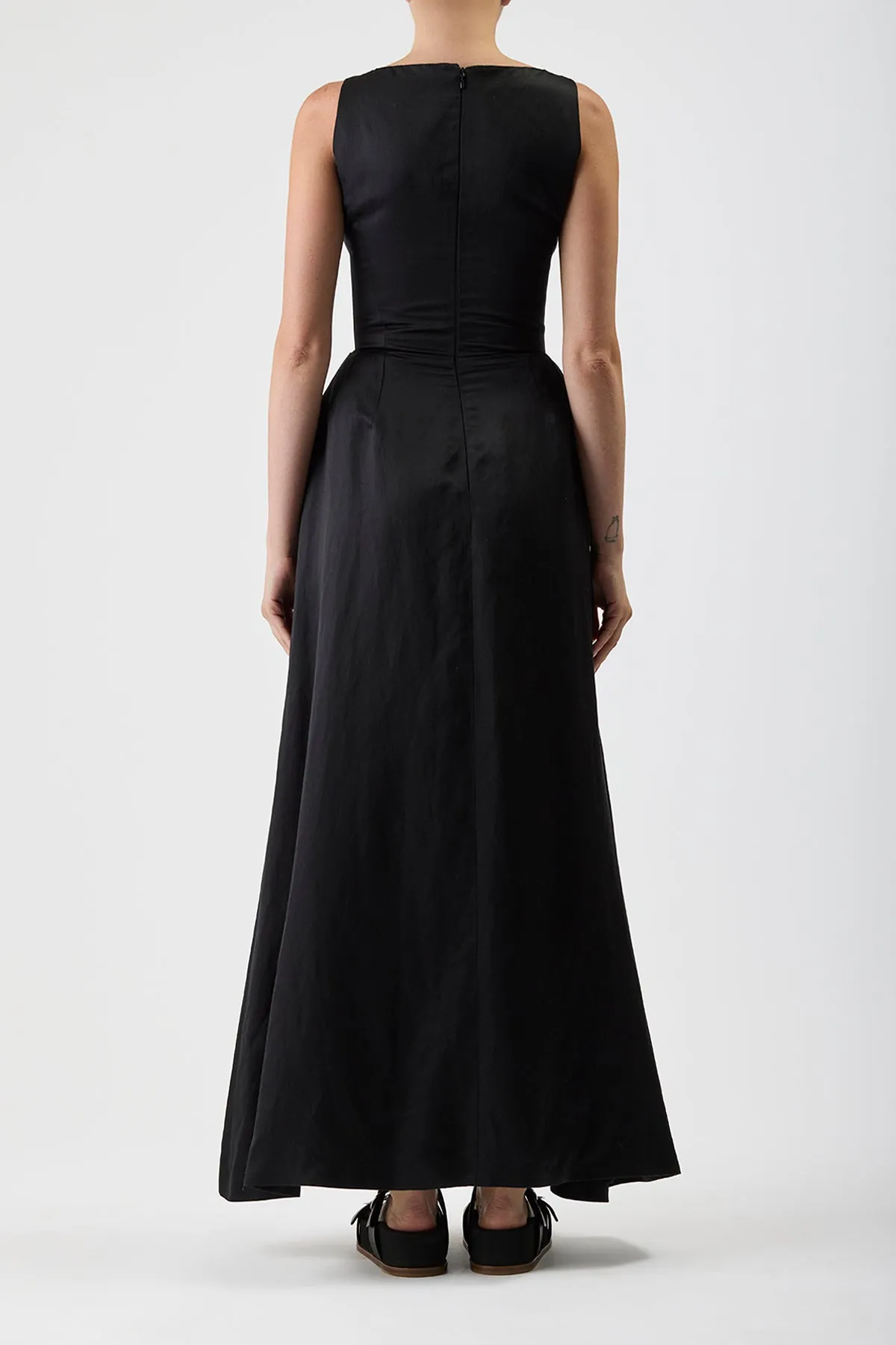 Evening Glow Balanced Shape Sven Maxi Dress in Black Silk Linen Satin