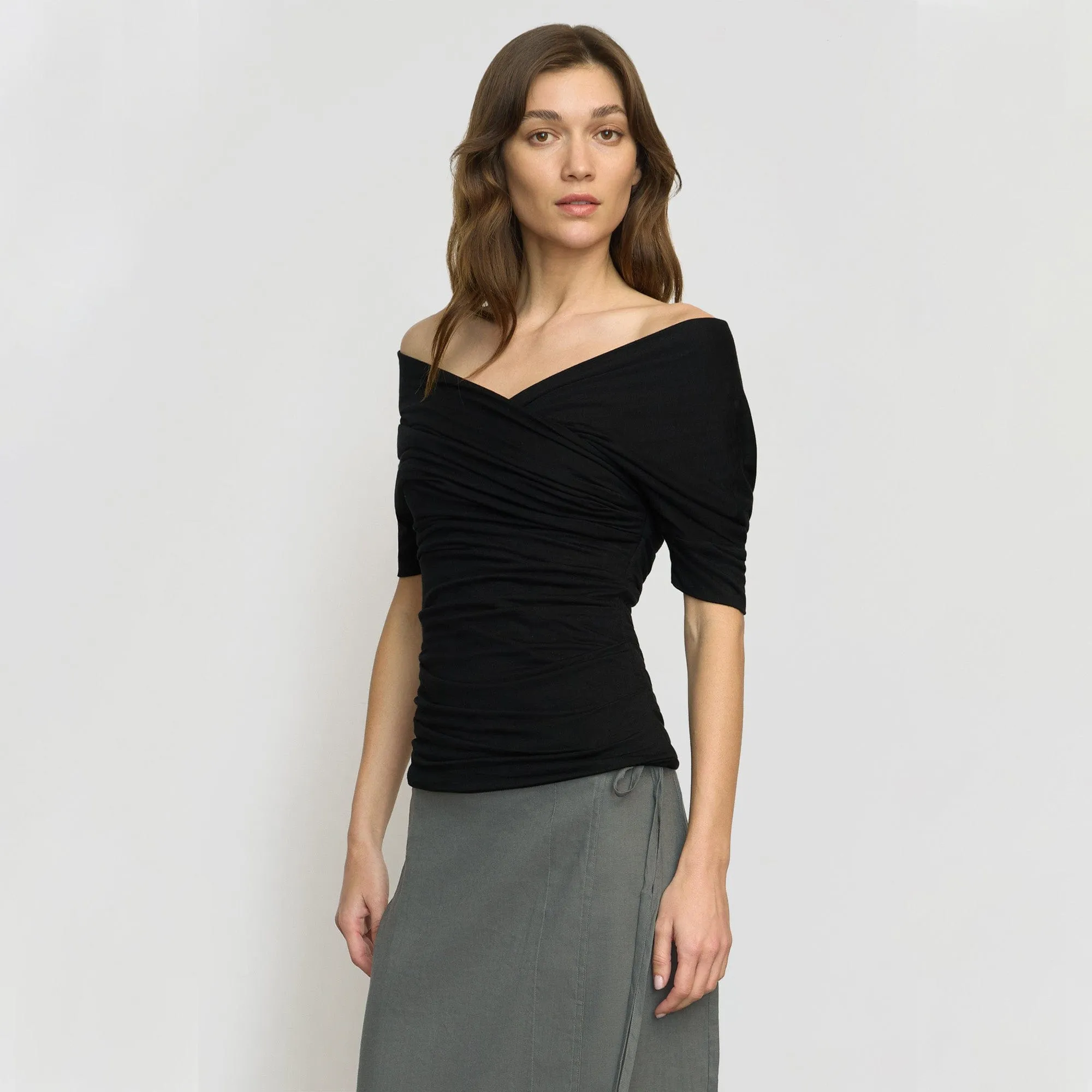 Relax Style Trend Thalia Ruched Off-Shoulder Tee