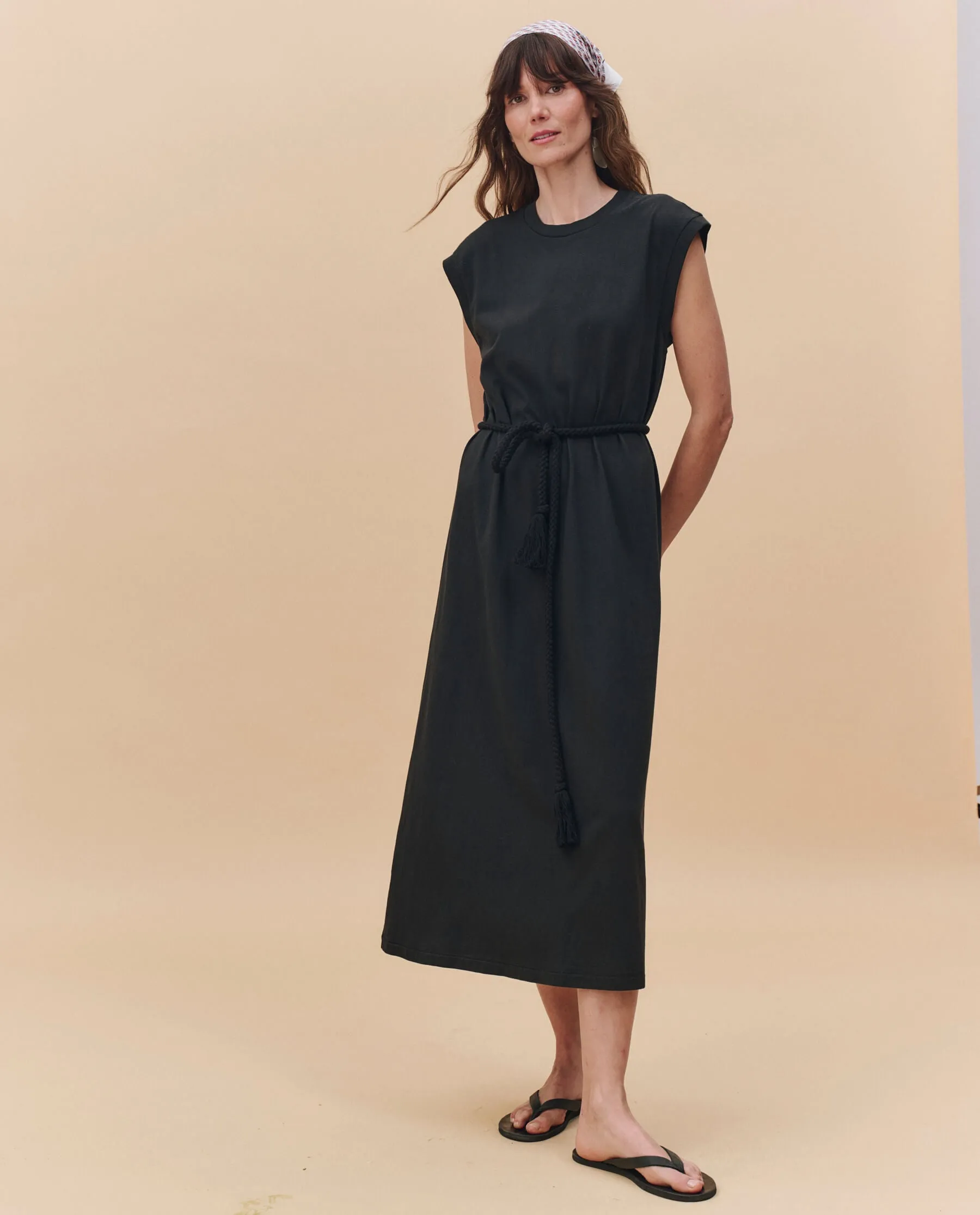 The Square Tee Dress. -- Almost Black Easy Flow Casual event outfit
