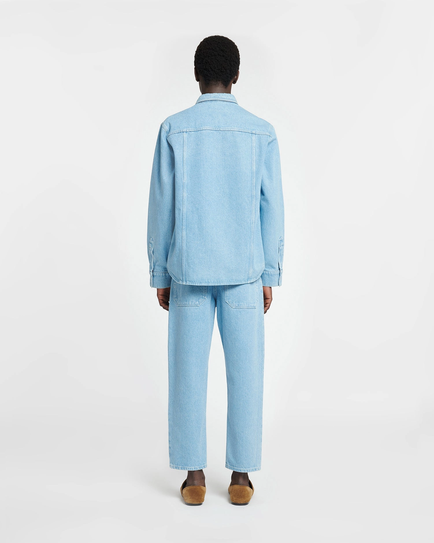 Chic Ensemble Tristo - Patch Pocket Denim Overshirt - Eco Light Wash