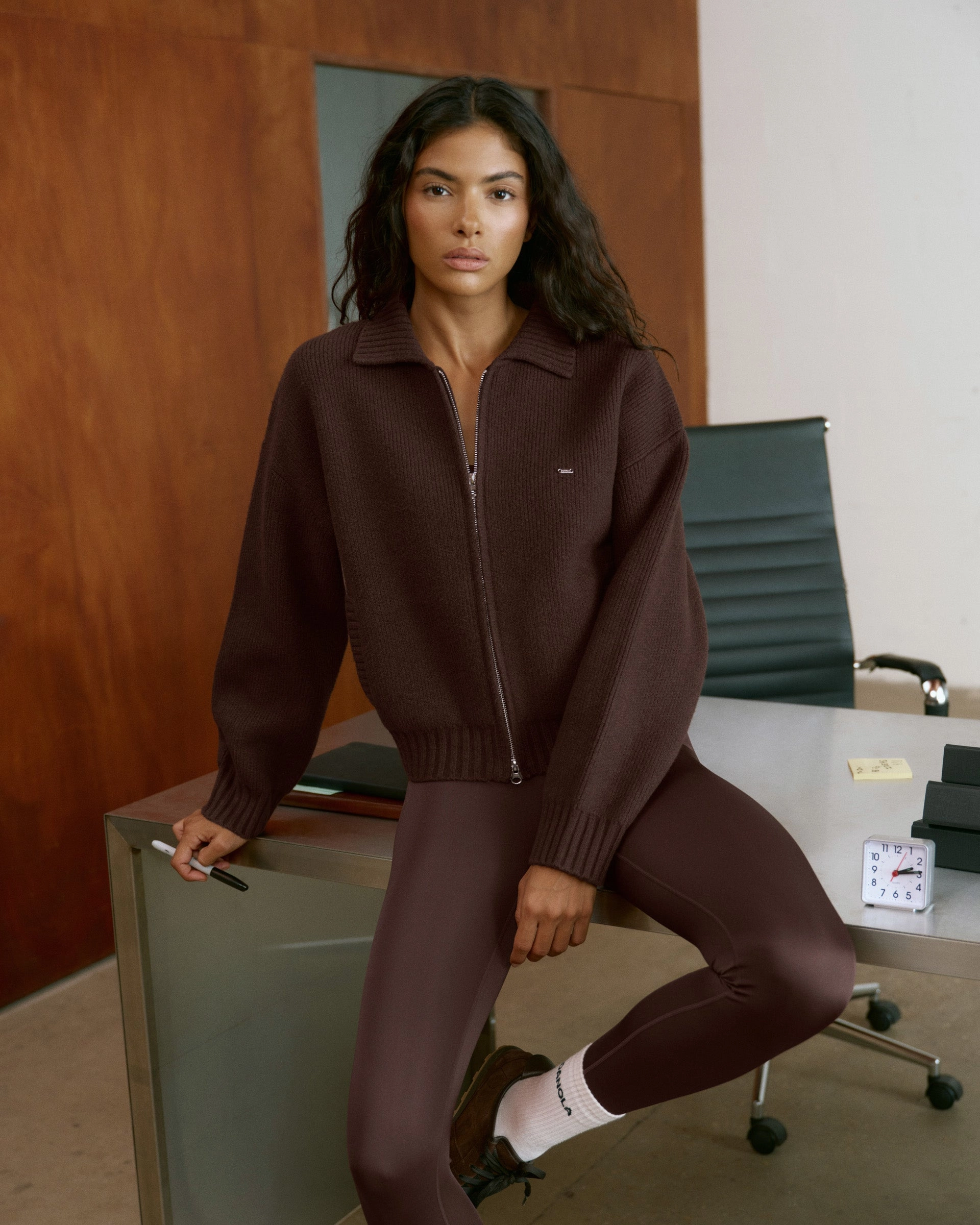 Ultimate Gloss Leggings - Chocolate Brown School Sports Unisex Style For Teens Breathable Fabric