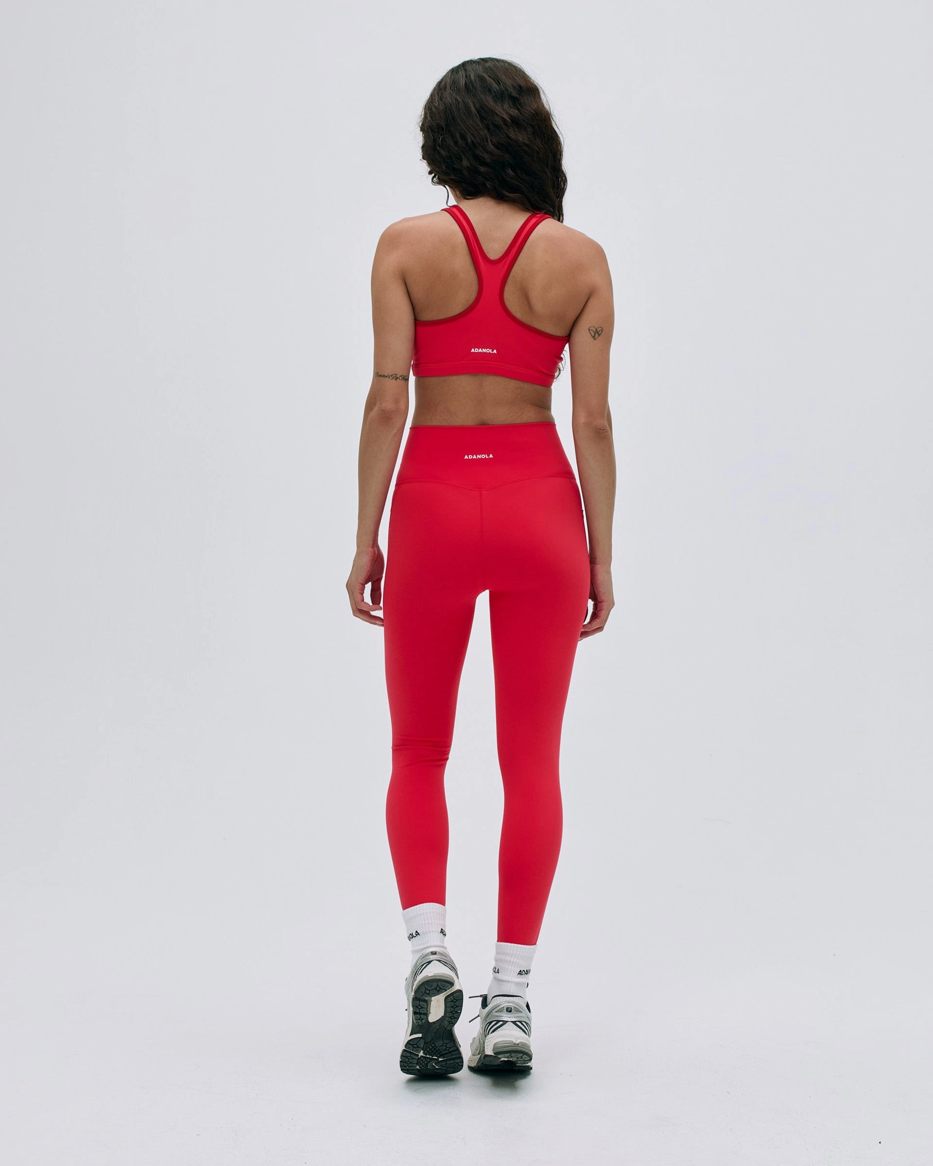 Soft and Supportive Ultimate Seam Detail Zip Pocket Leggings - Apple Red