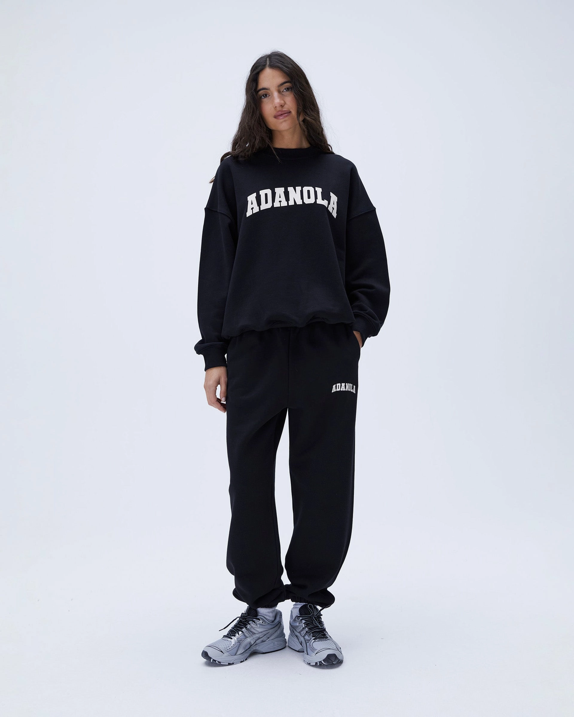 No Wrinkle Durable Hem Varsity Sweatpants - Black