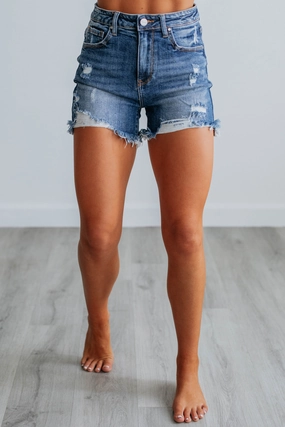 Fashion Forward Core Flex Carlie Risen Shorts - Medium Wash
