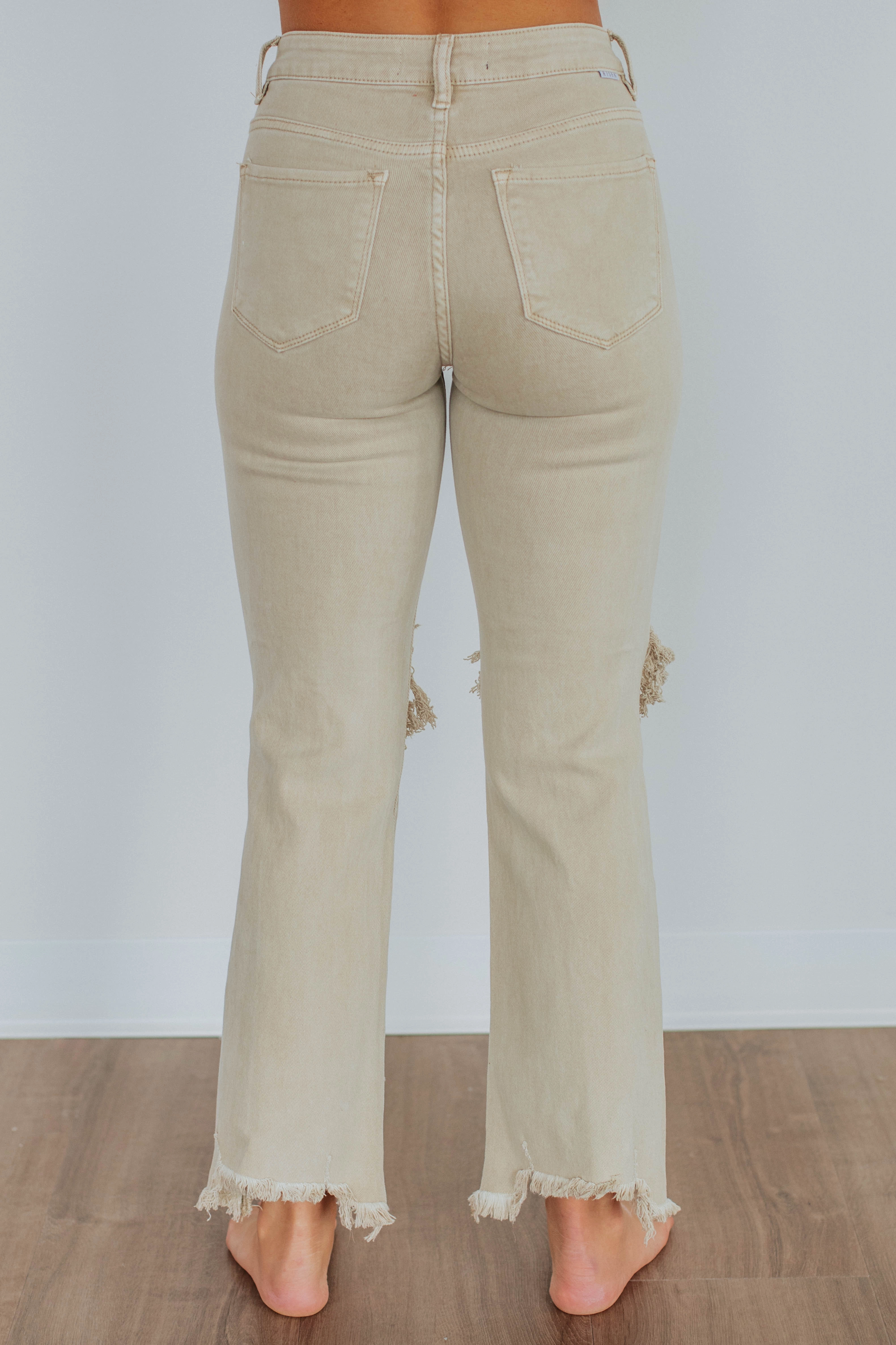 Willow Risen Jeans - Sand Sustainable Student Outfit Nature Lover