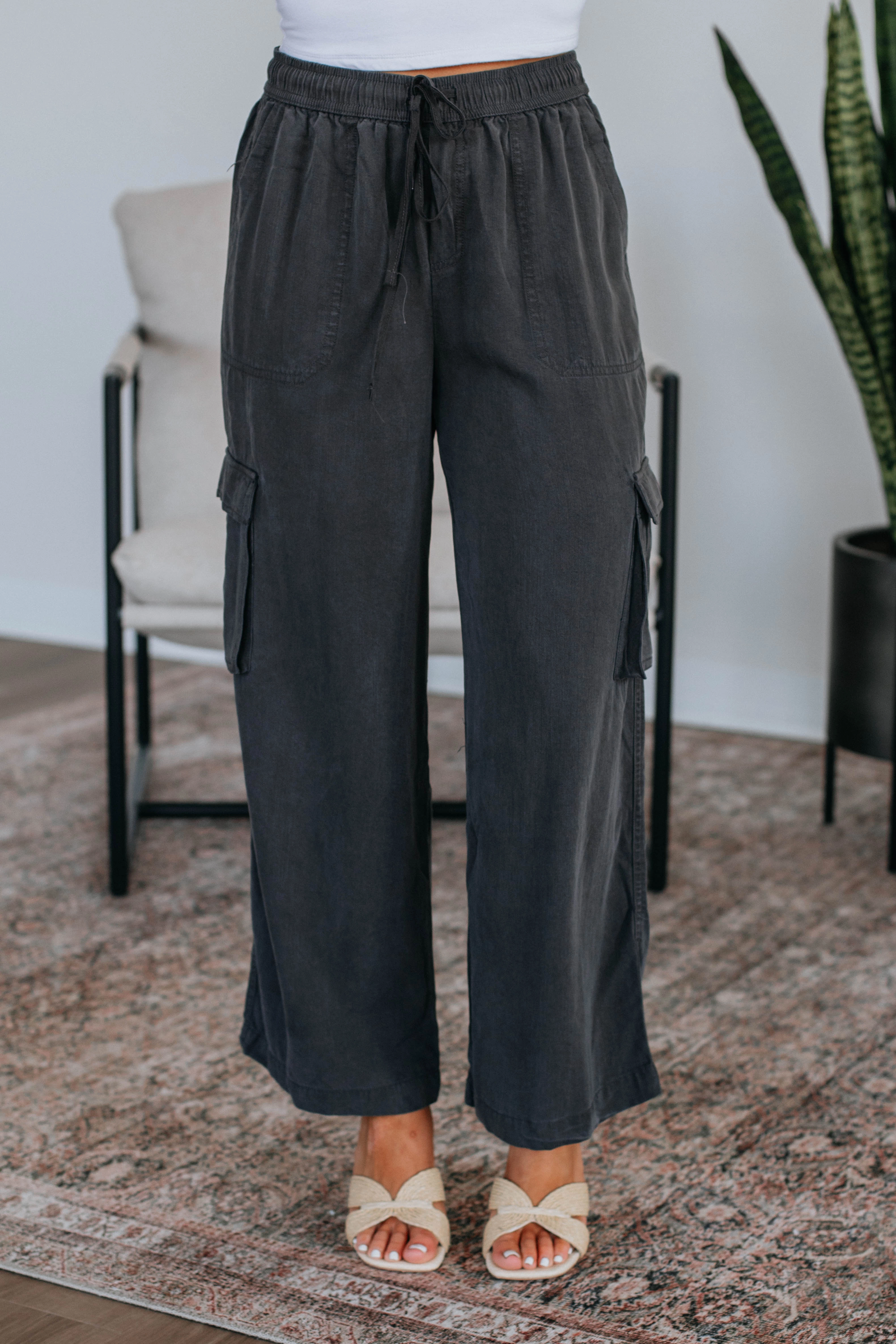 Wylie Cargo Pants - Charcoal Quick Wear Fit